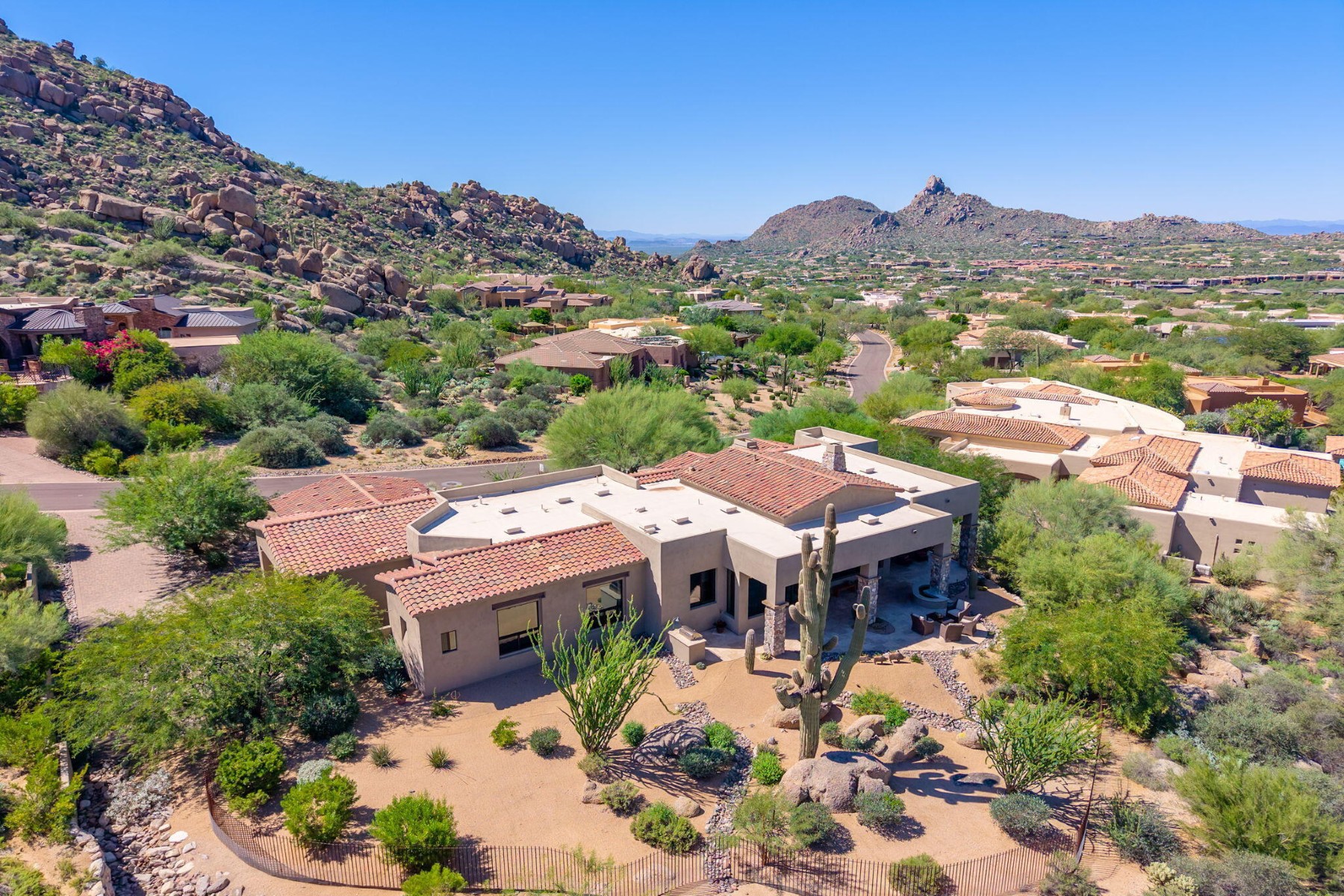  11212 E Troon Mountain Drive  Scottsdale, AZ - 物件實景
