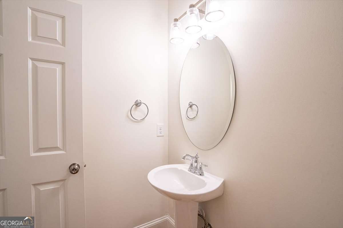 Athens, Georgia, 30606, United States, 3 Bedrooms Bedrooms, ,3 BathroomsBathrooms,Residential,For Sale,1927181