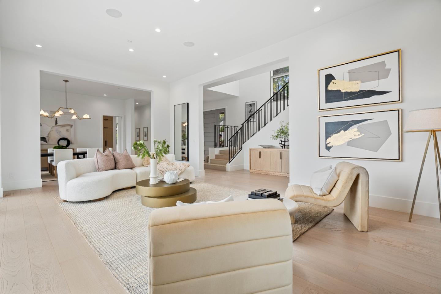 Hillsborough, California, 94010, United States, 5 Bedrooms Bedrooms, ,7 BathroomsBathrooms,Residential,For Sale,1995622