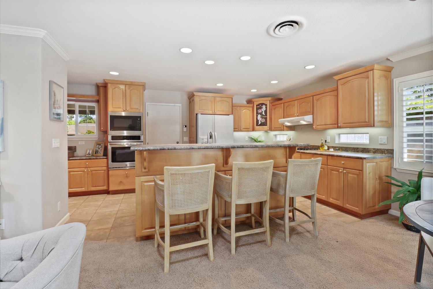 Sacramento, California, 95821, United States, 3 Bedrooms Bedrooms, ,2 BathroomsBathrooms,Residential,For Sale,1941774