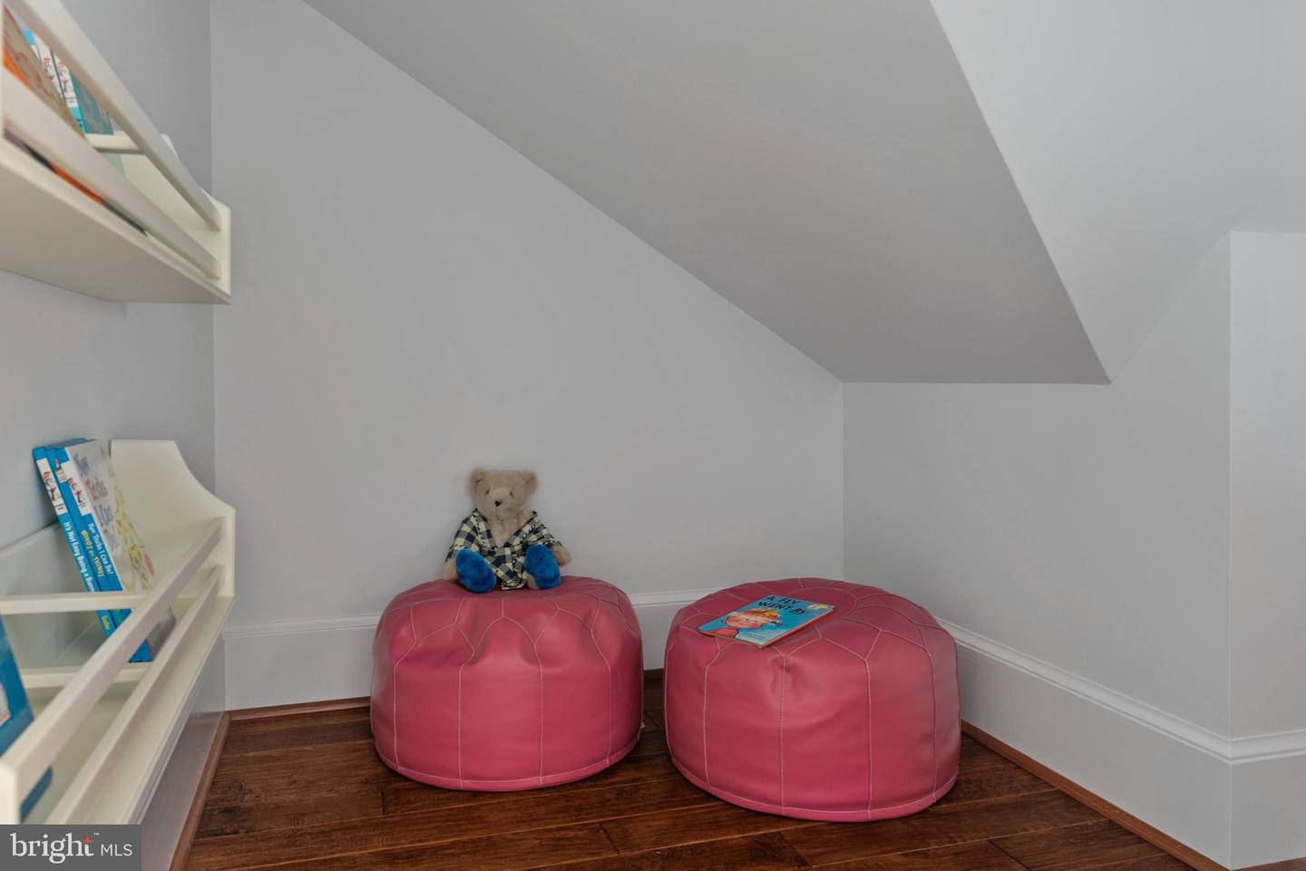 Annapolis, Maryland, 21401, United States, 6 Bedrooms Bedrooms, ,9 BathroomsBathrooms,Residential,For Sale,1744744