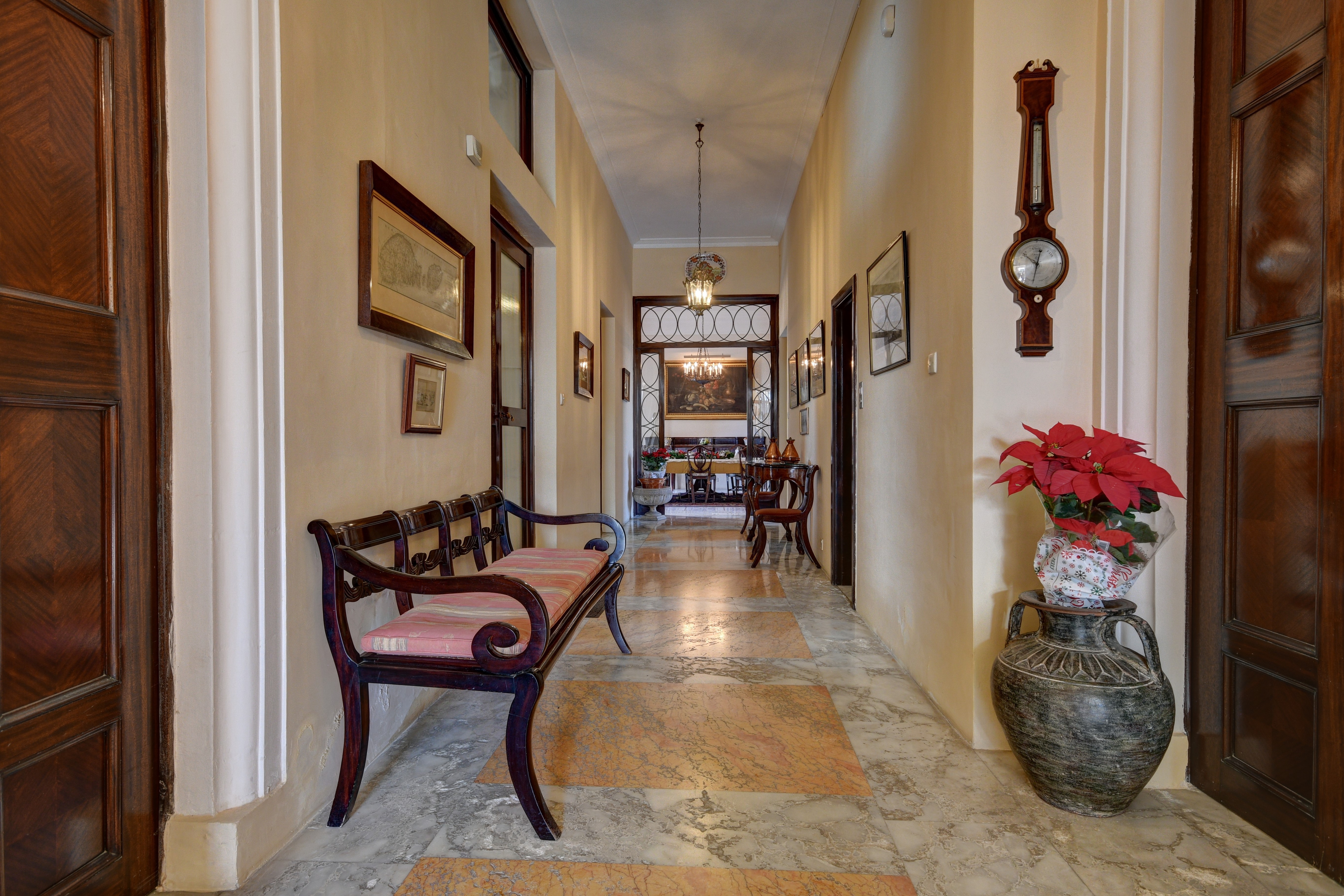  Grand Semi Detached Villa - 物件實景