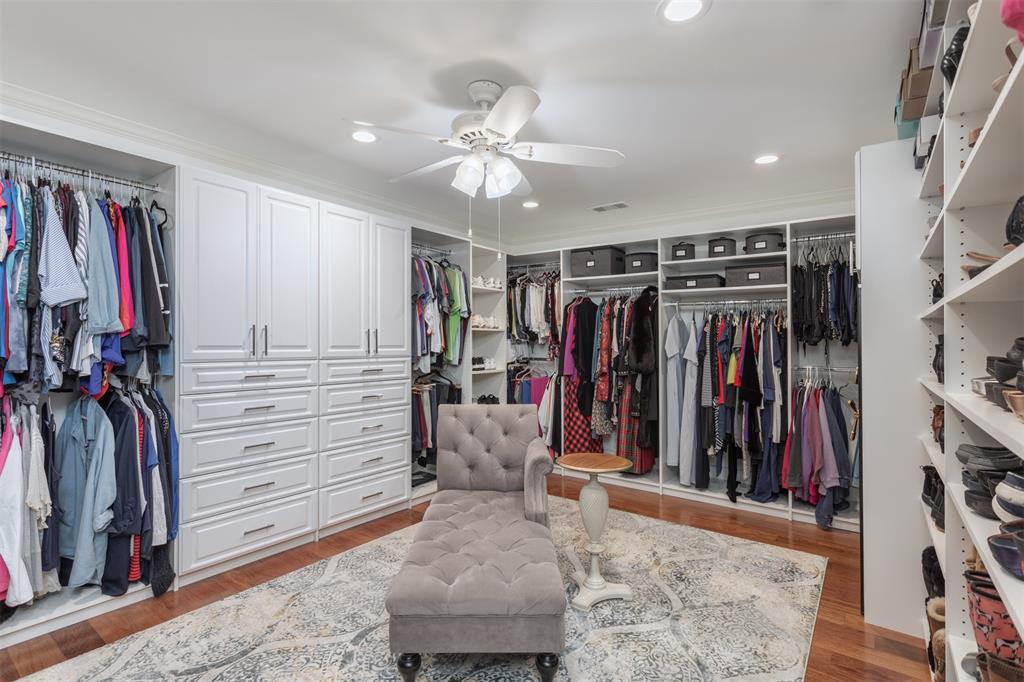 Dallas, Texas, 75229, United States, 4 Bedrooms Bedrooms, ,3 BathroomsBathrooms,Residential,For Sale,1751224