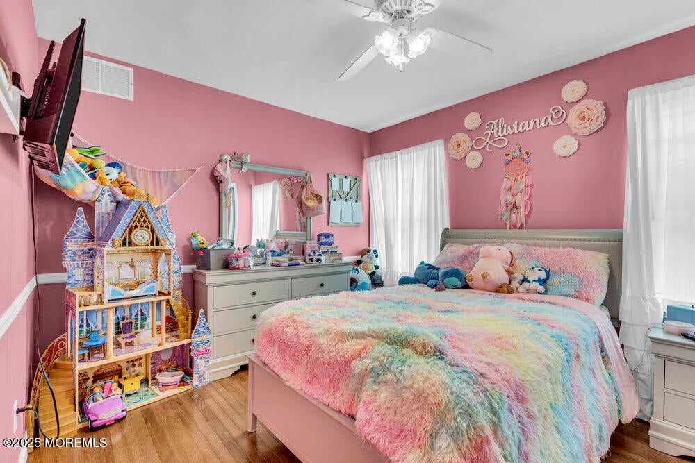 Howell, New Jersey, 07731, United States, 5 Bedrooms Bedrooms, ,4 BathroomsBathrooms,Residential,For Sale,1937473