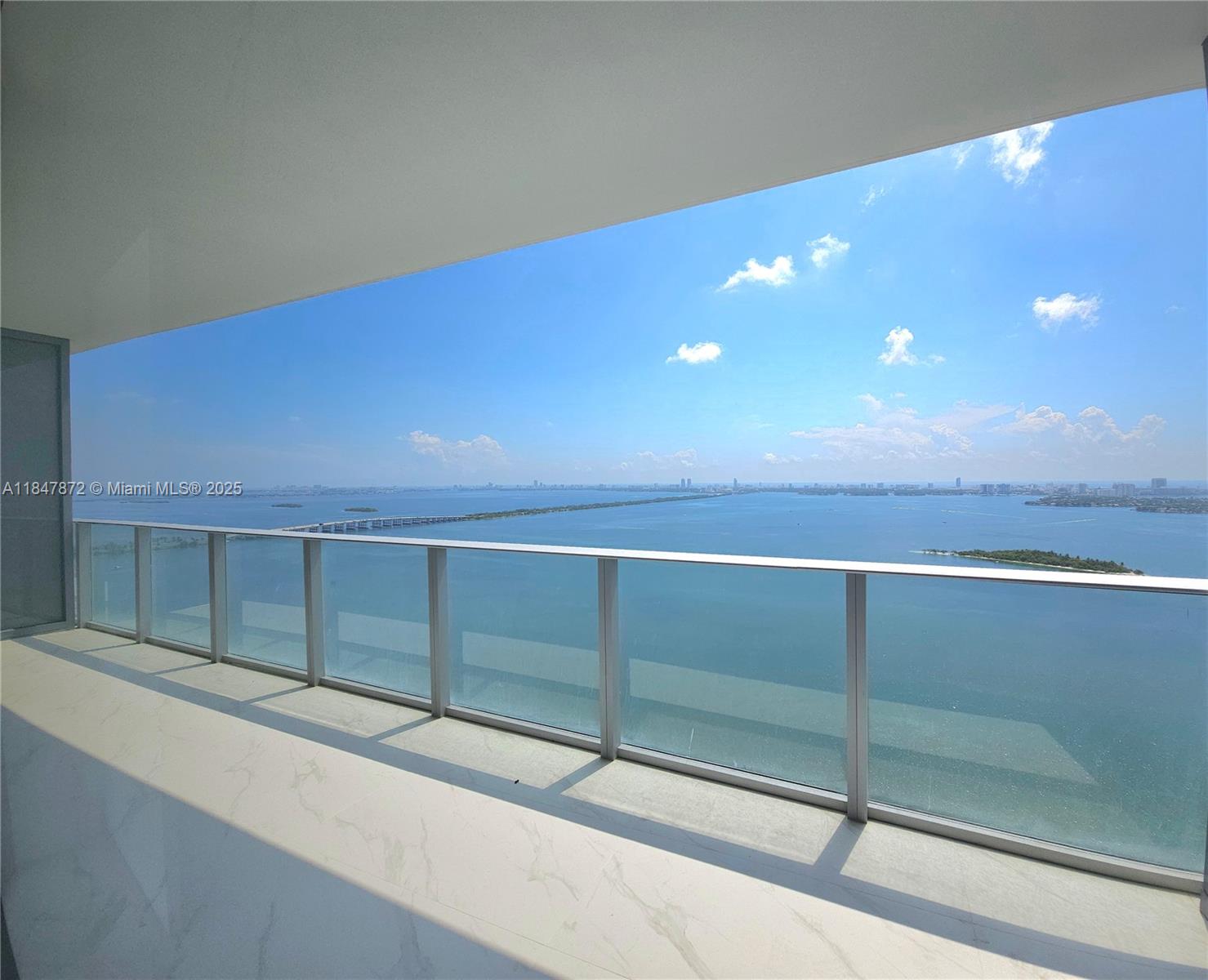 Miami, Florida, 33137, United States, 2 Bedrooms Bedrooms, ,3 BathroomsBathrooms,Residential,For Sale,1903602