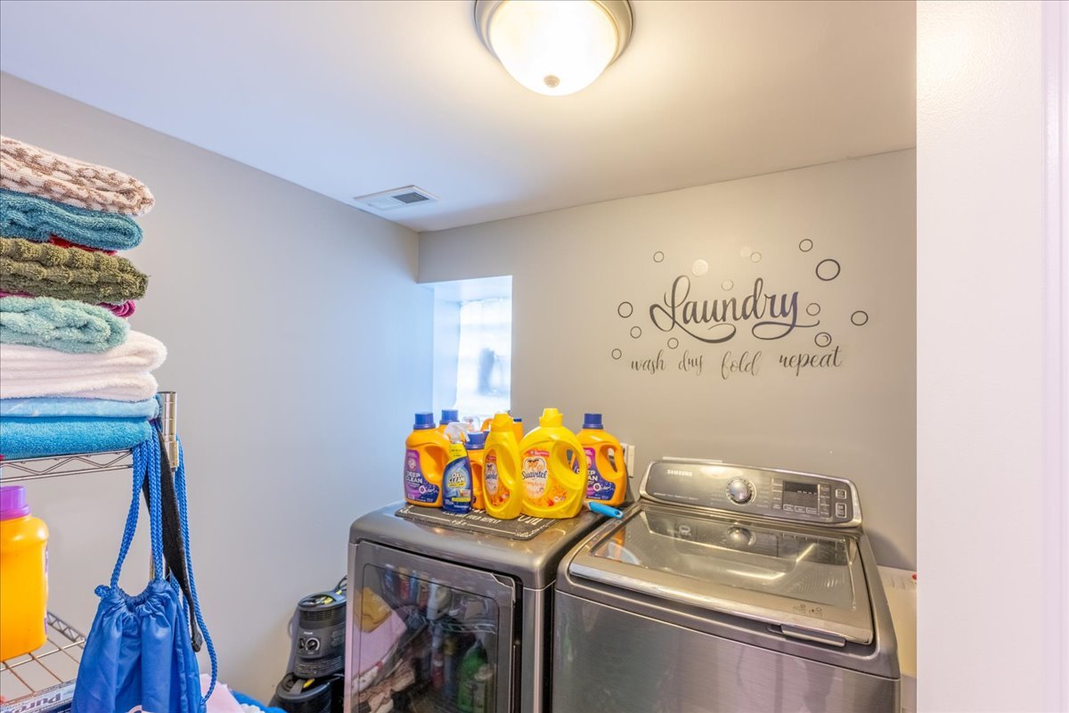 Chicago, Illinois, 60623, United States, 11 Bedrooms Bedrooms, ,Residential,For Sale,1984731