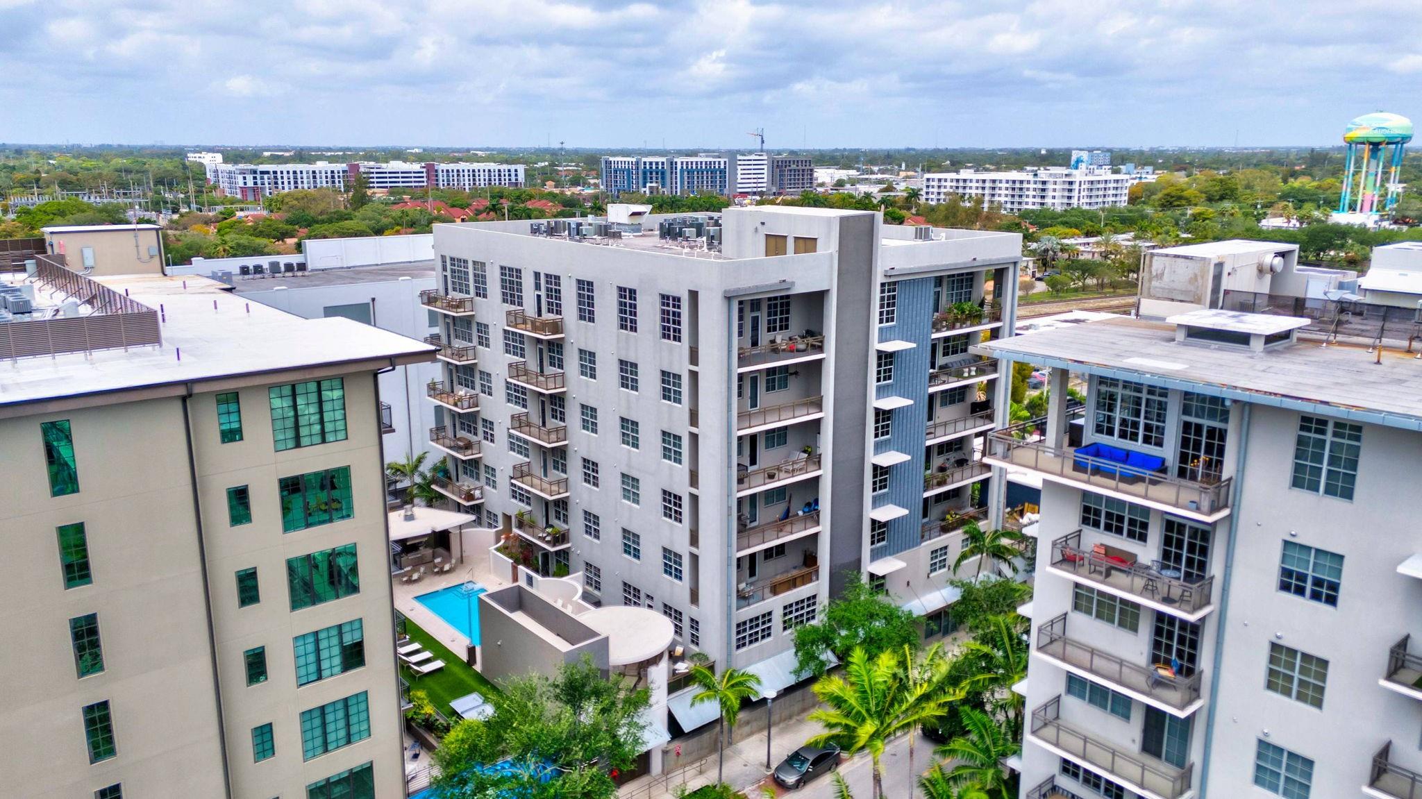 Fort Lauderdale, Florida, 33301, United States, 2 Bedrooms Bedrooms, ,2 BathroomsBathrooms,Residential,For Sale,1977378