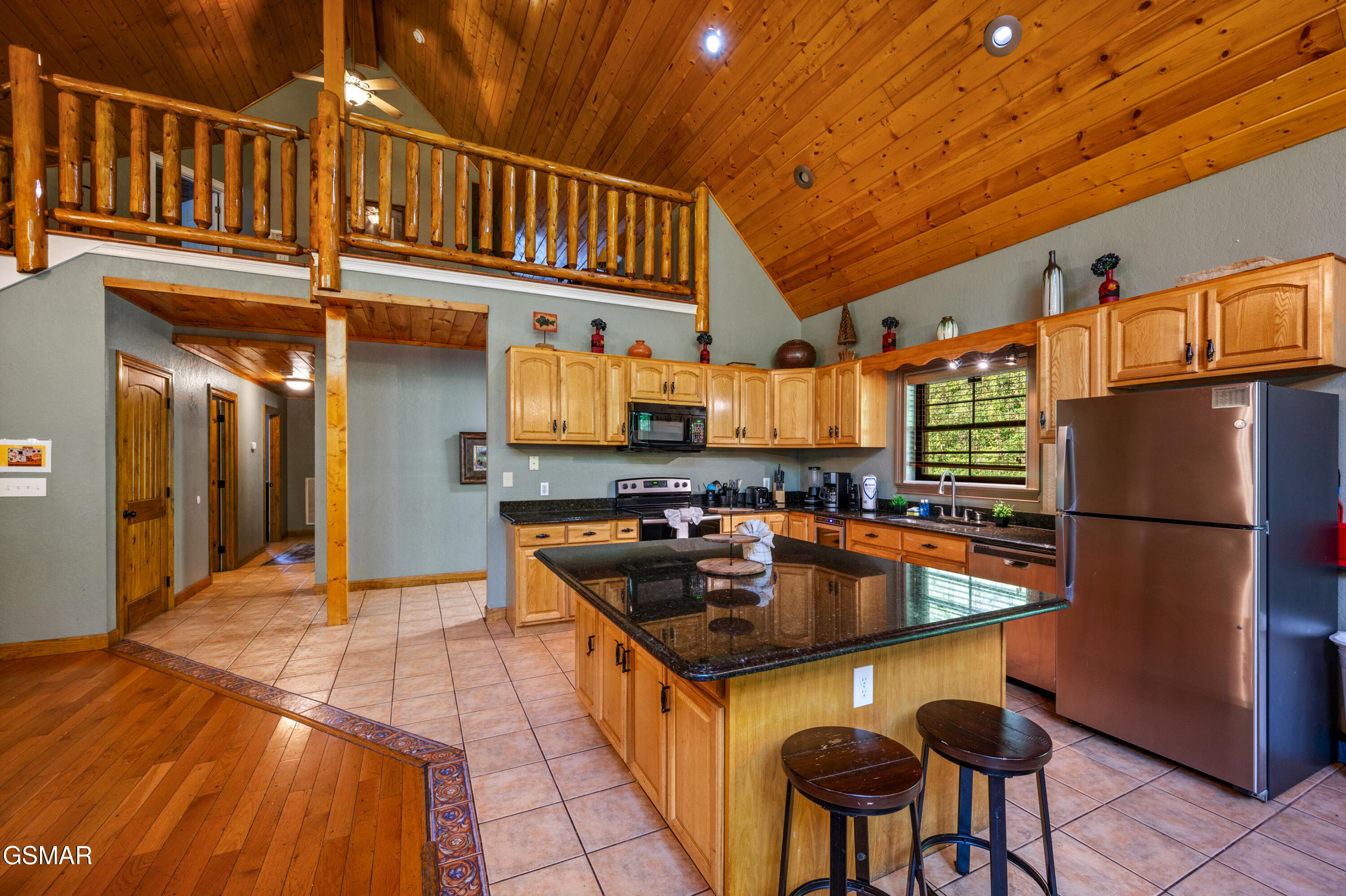 Sevierville, Tennessee, 37876, United States, 3 Bedrooms Bedrooms, ,5 BathroomsBathrooms,Residential,For Sale,1978747