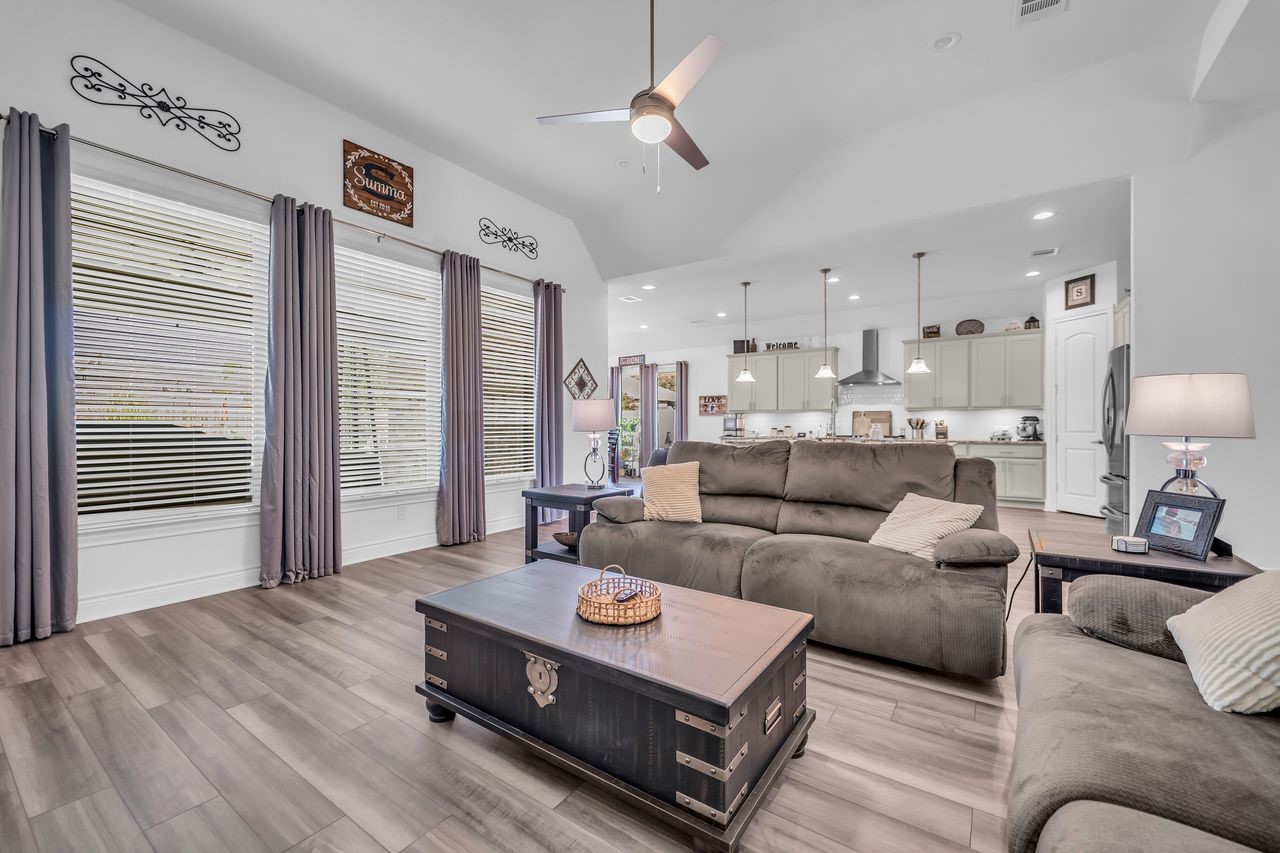 Conroe, Texas, 77304, United States, 3 Bedrooms Bedrooms, ,3 BathroomsBathrooms,Residential,For Sale,1940999