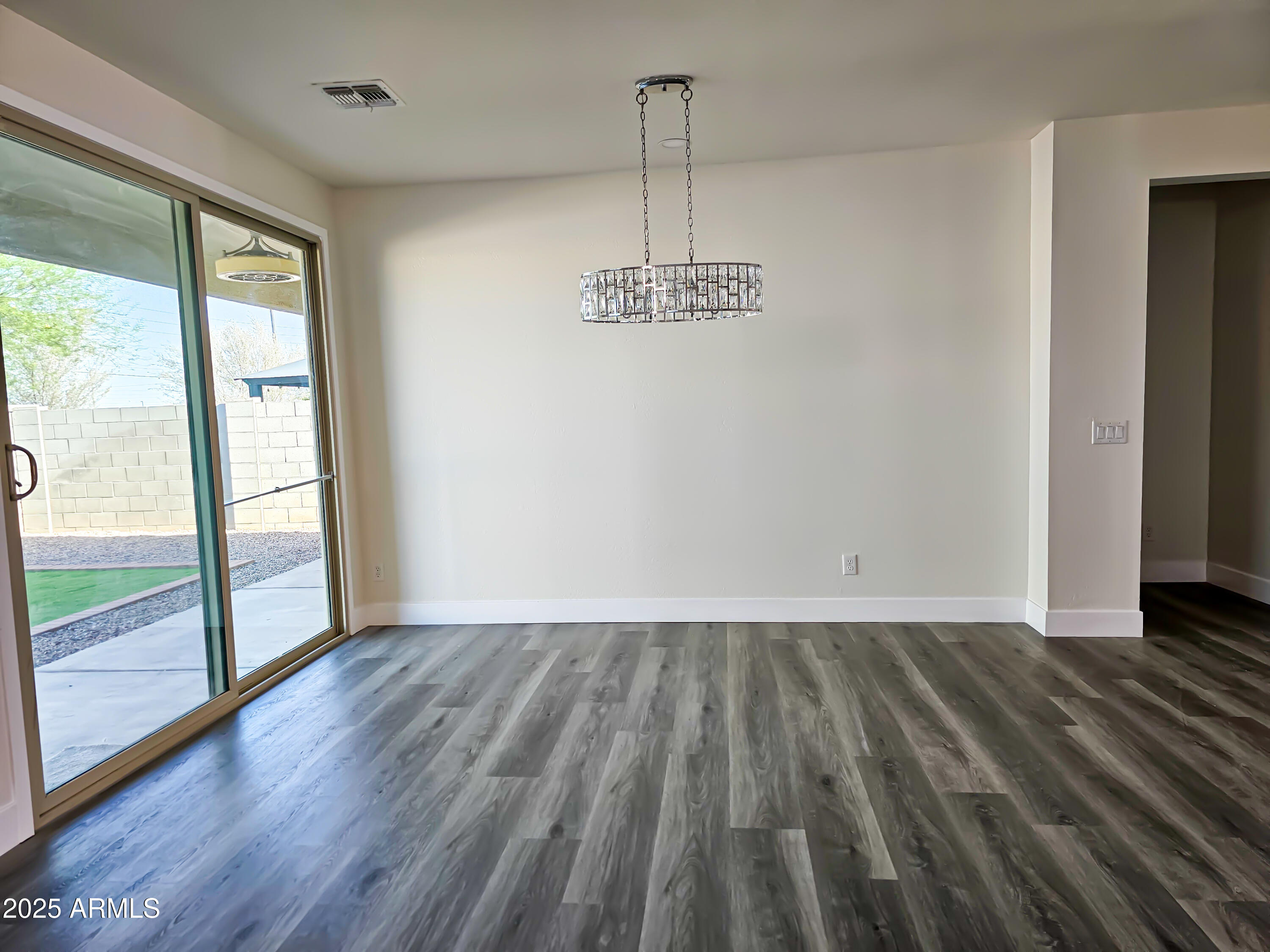 Glendale, Arizona, 85307, United States, 4 Bedrooms Bedrooms, ,3 BathroomsBathrooms,Residential,For Sale,2003345