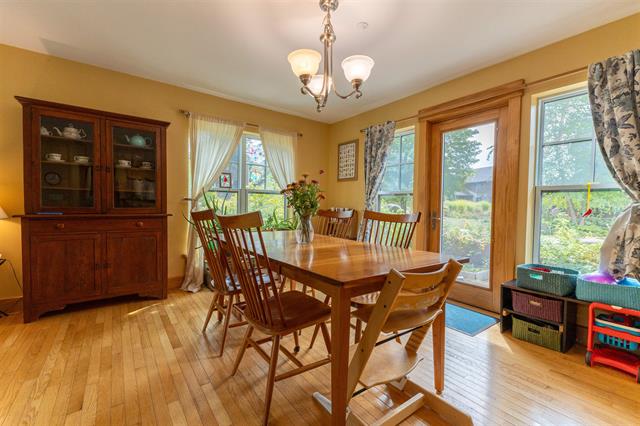 Peterborough, New Hampshire, 03458, United States, 4 Bedrooms Bedrooms, ,1 BathroomBathrooms,Residential,For Sale,1974212