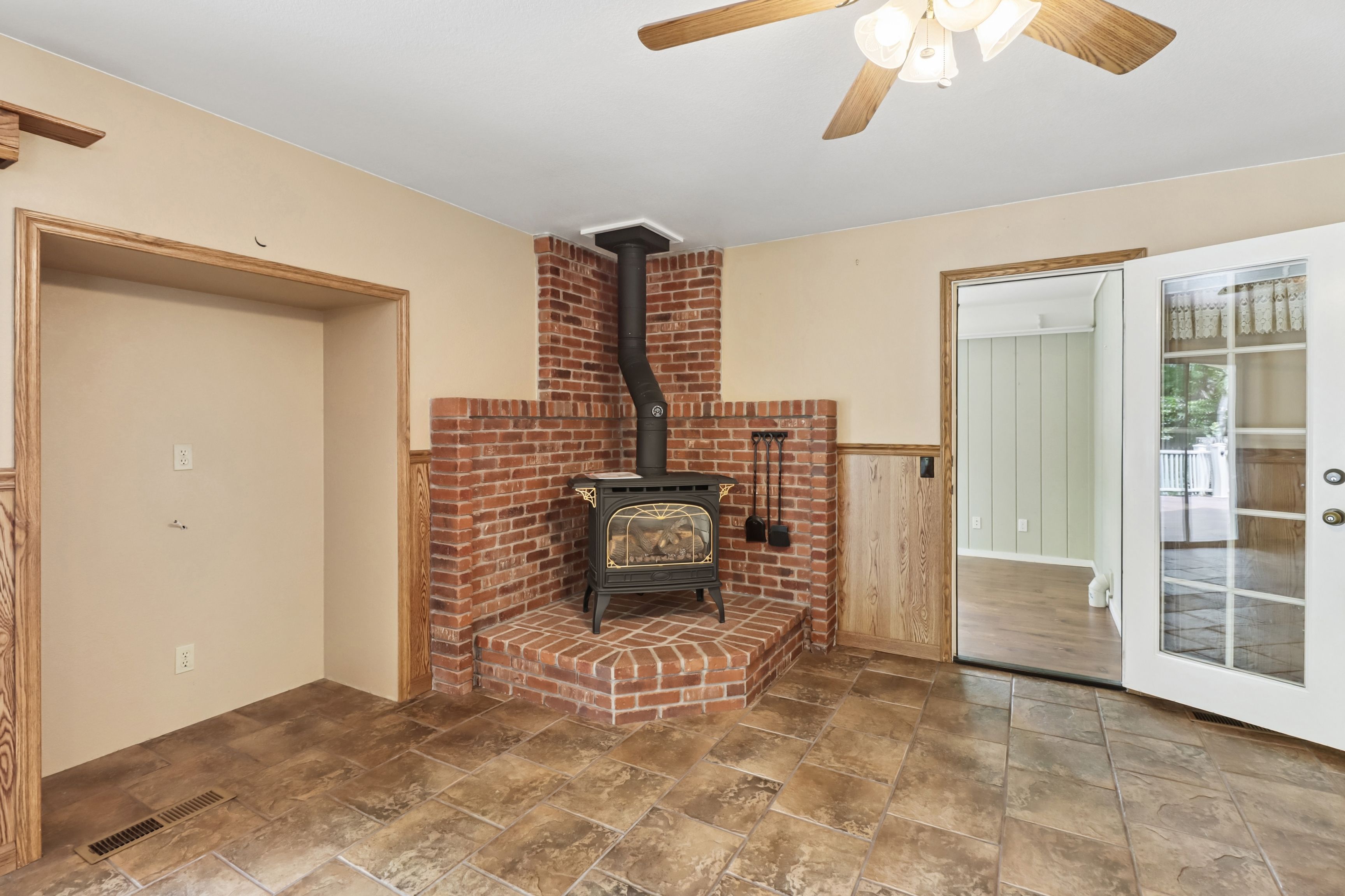  147 Rebecca Way, Folsom, CA 95630 - 物件實景