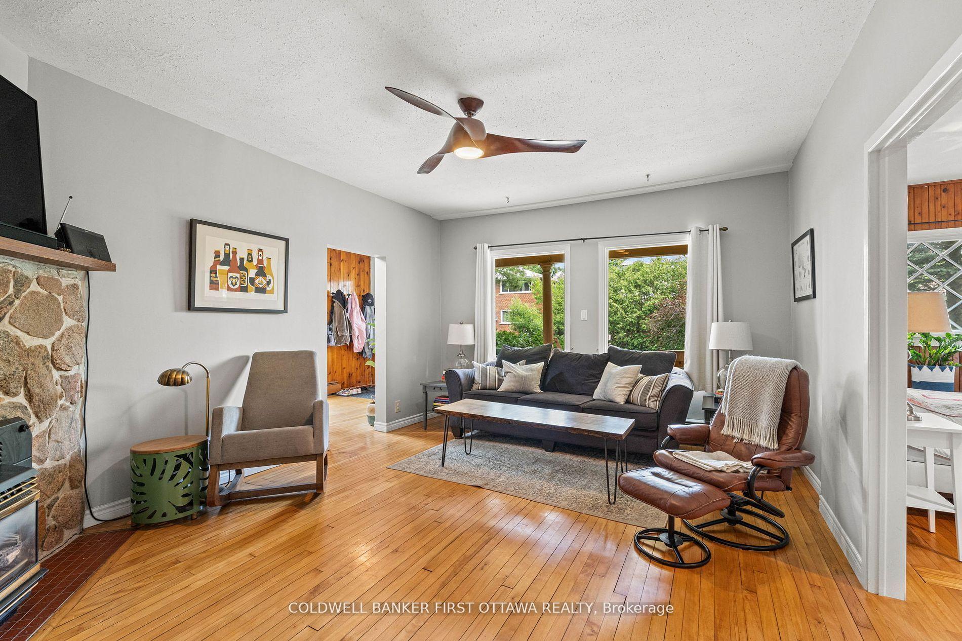 BRITANNIA - LINCOLN HEIGHTS AND AREA, Ontario, K2B 6Y5, CA, 3 Bedrooms Bedrooms, ,Residential,For Sale,1950856