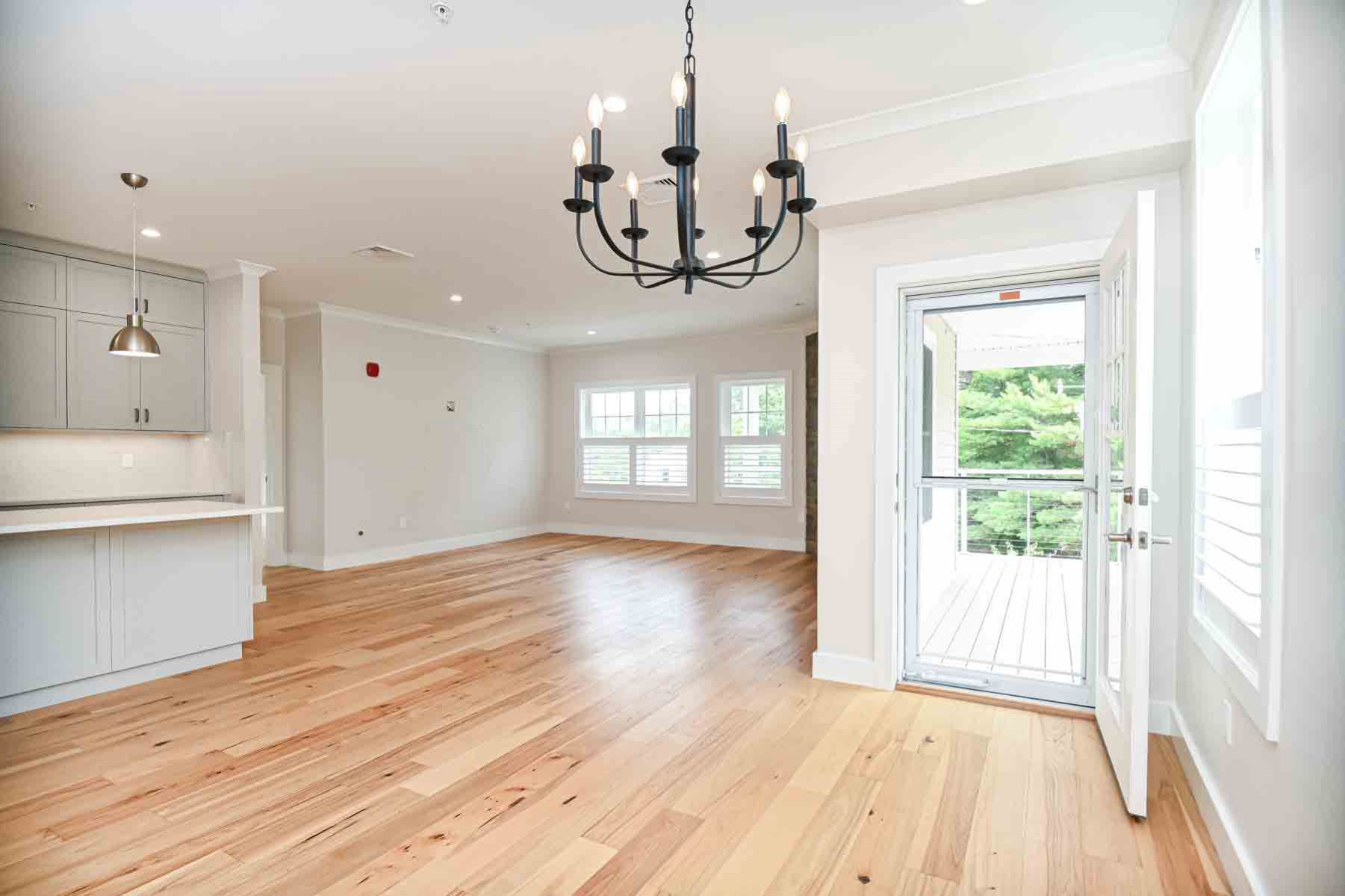  960 Sagamore Avenue, Unit 23 - 物件實景