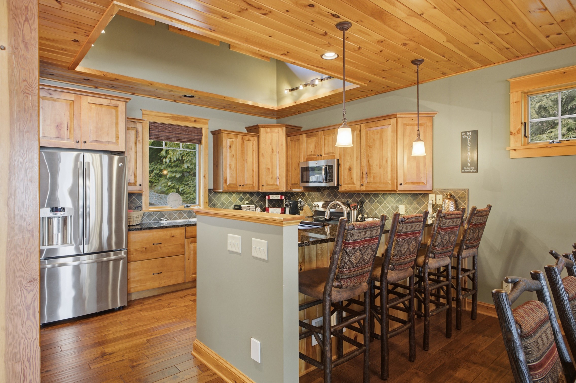  64 Pointe Drive, Schroon Lake, NY, 12870 - 物件實景
