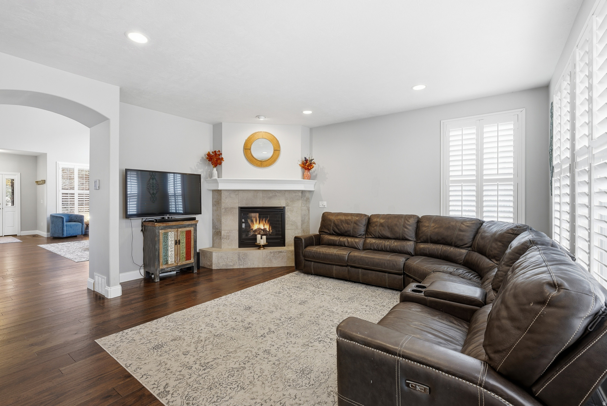 Sandy, Utah, 84092, United States, 4 Bedrooms Bedrooms, ,3 BathroomsBathrooms,Residential,For Sale,1992132