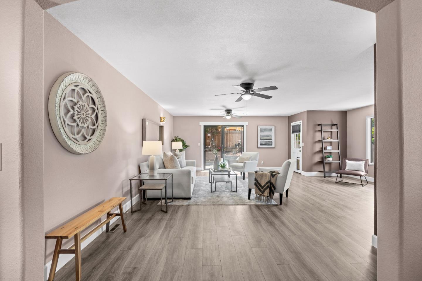 Hollister, California, 95023, United States, 3 Bedrooms Bedrooms, ,2 BathroomsBathrooms,Residential,For Sale,1903543