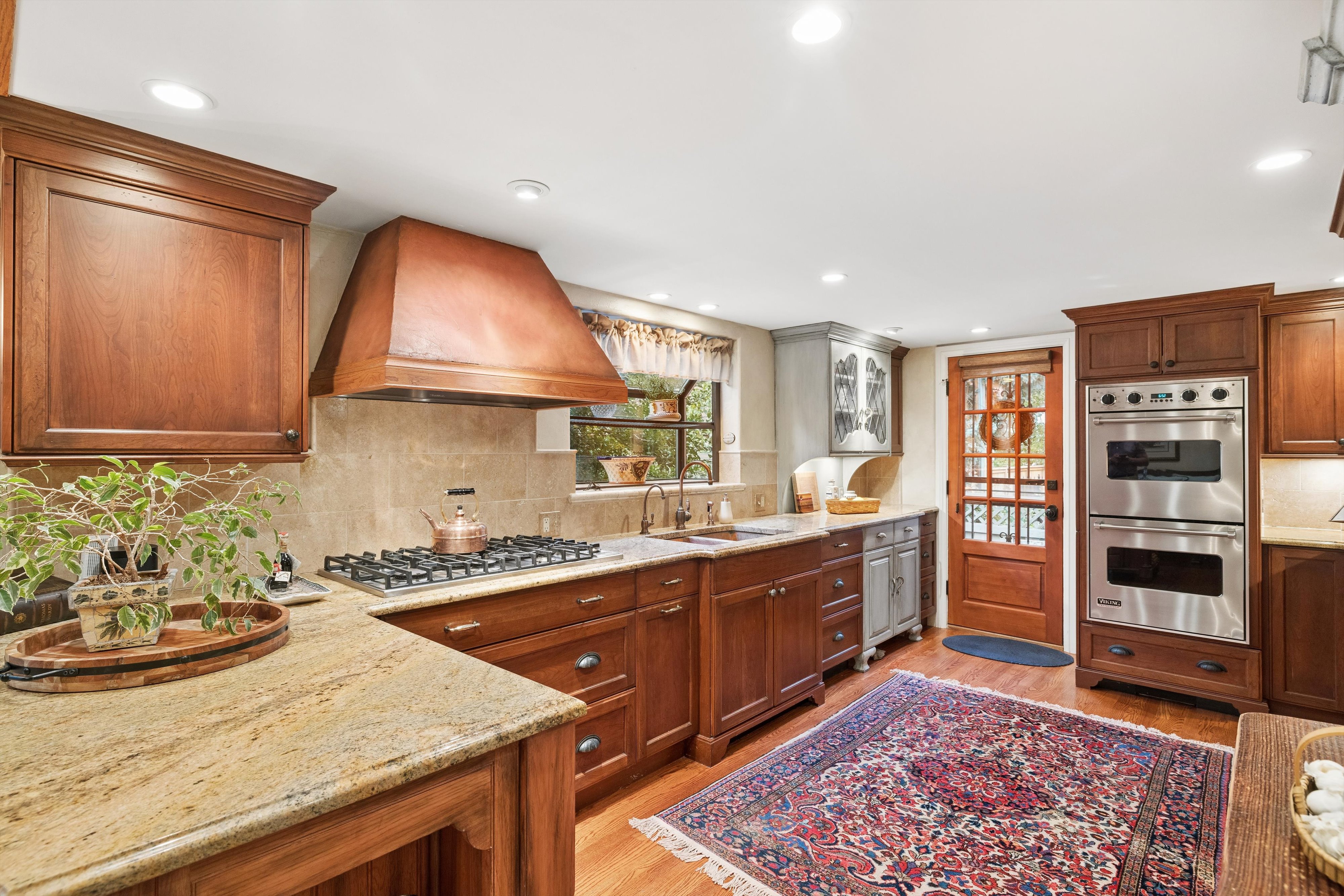  Rare Private Park Lot Near Cherry Creek with Sunroom Viking Kitchen & Spa Suite - 物件實景