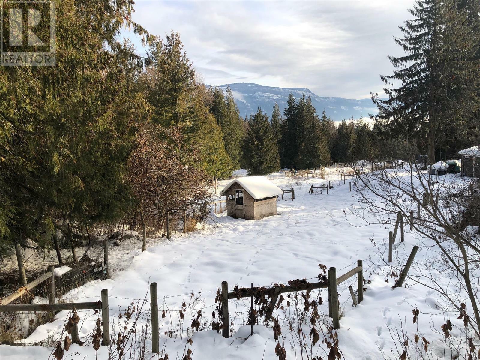 GRINDROD, British Columbia, V0E 1Y0, CA, 4 Bedrooms Bedrooms, ,2 BathroomsBathrooms,Residential,For Sale,1839130
