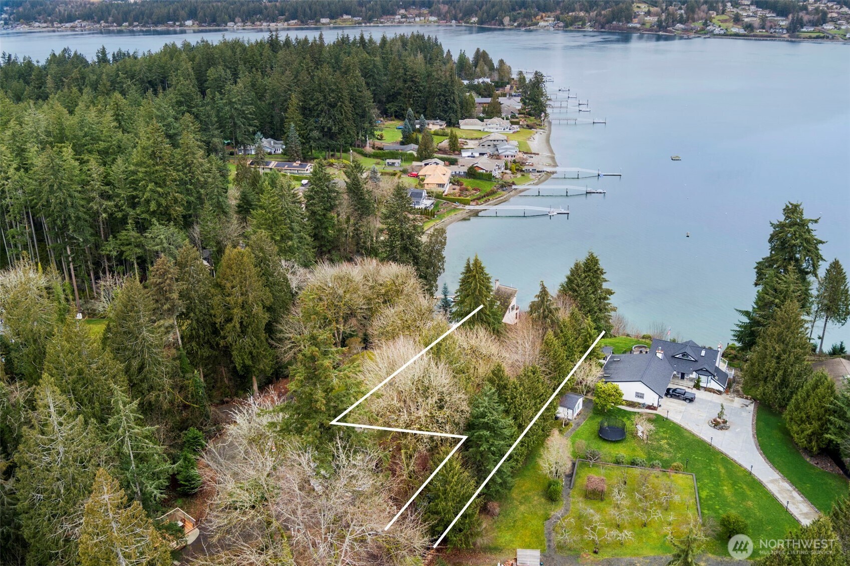 Fox Island, Washington, 98333, United States, 4 Bedrooms Bedrooms, ,4 BathroomsBathrooms,Residential,For Sale,1941016