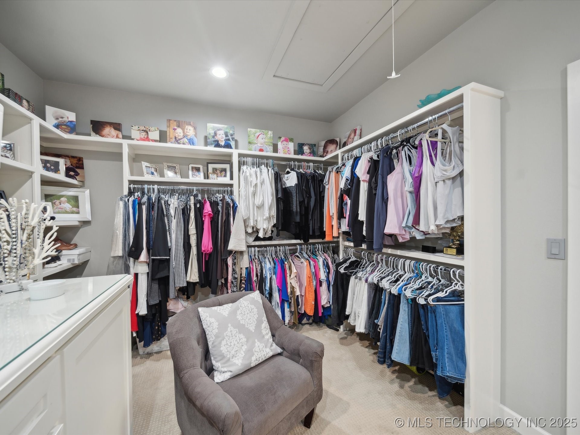 Sapulpa, Oklahoma, 74066, United States, 3 Bedrooms Bedrooms, ,3 BathroomsBathrooms,Residential,For Sale,1987728