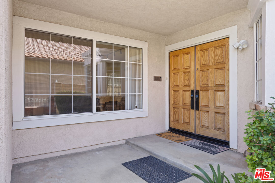 Porter Ranch, California, 91326, United States, 4 Bedrooms Bedrooms, ,3 BathroomsBathrooms,Residential,For Sale,1906036