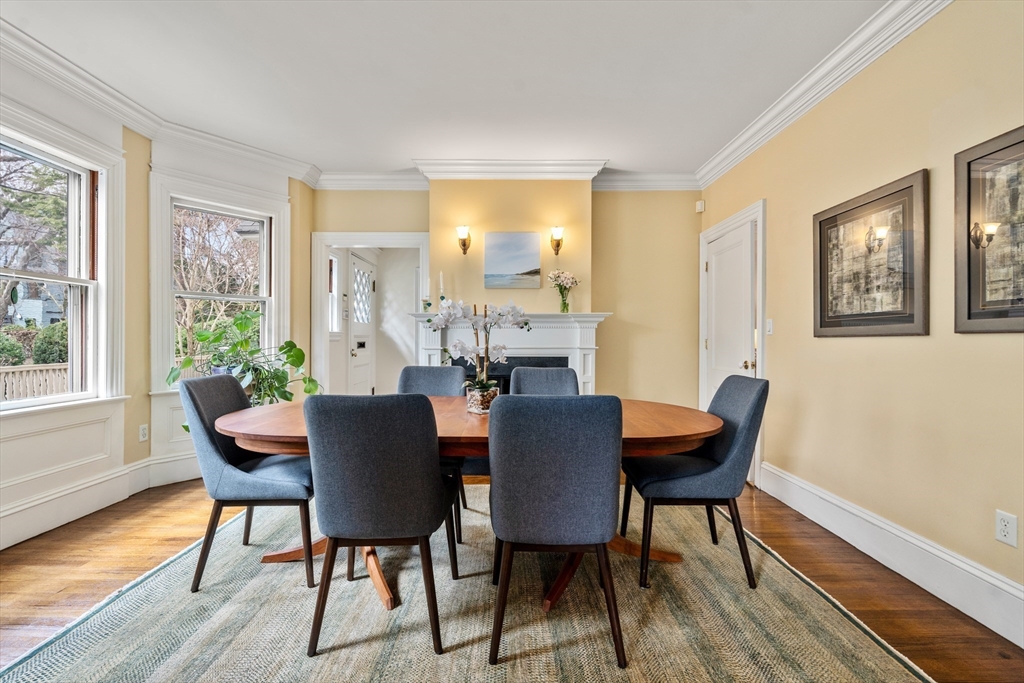 Cambridge, Massachusetts, 02138, United States, 6 Bedrooms Bedrooms, ,5 BathroomsBathrooms,Residential,For Sale,1766513