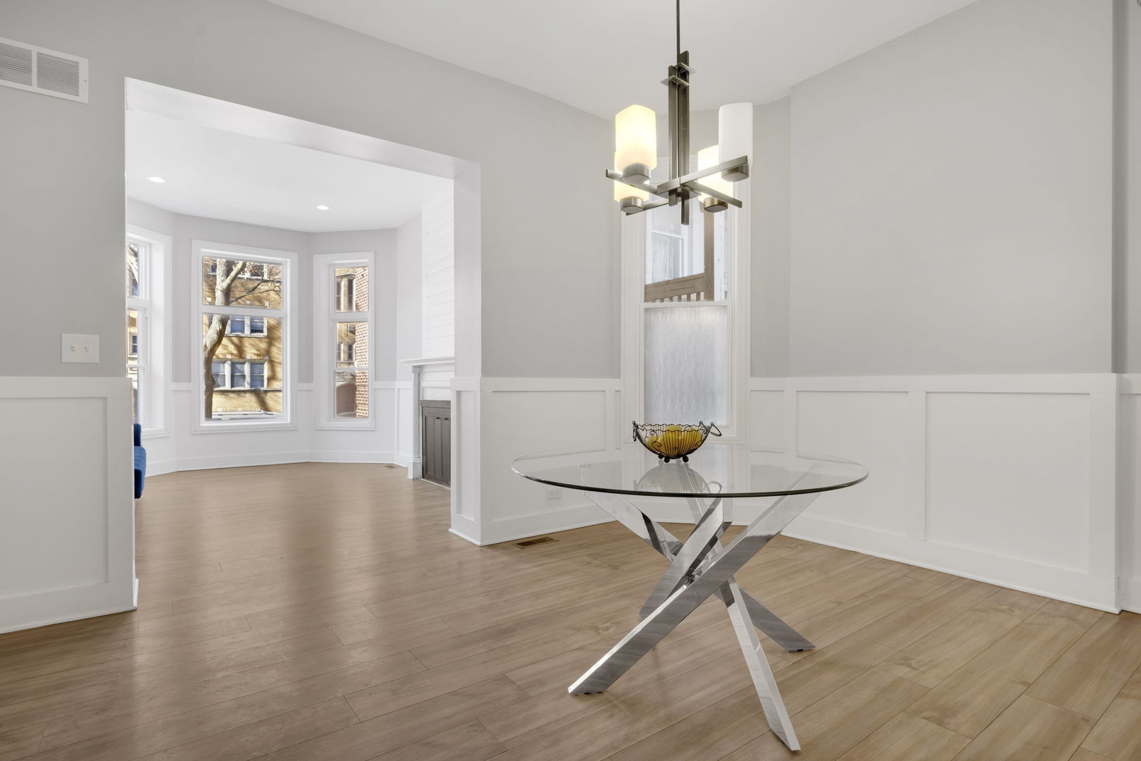 Chicago, Illinois, 60637, United States, 7 Bedrooms Bedrooms, ,Residential,For Sale,1699303