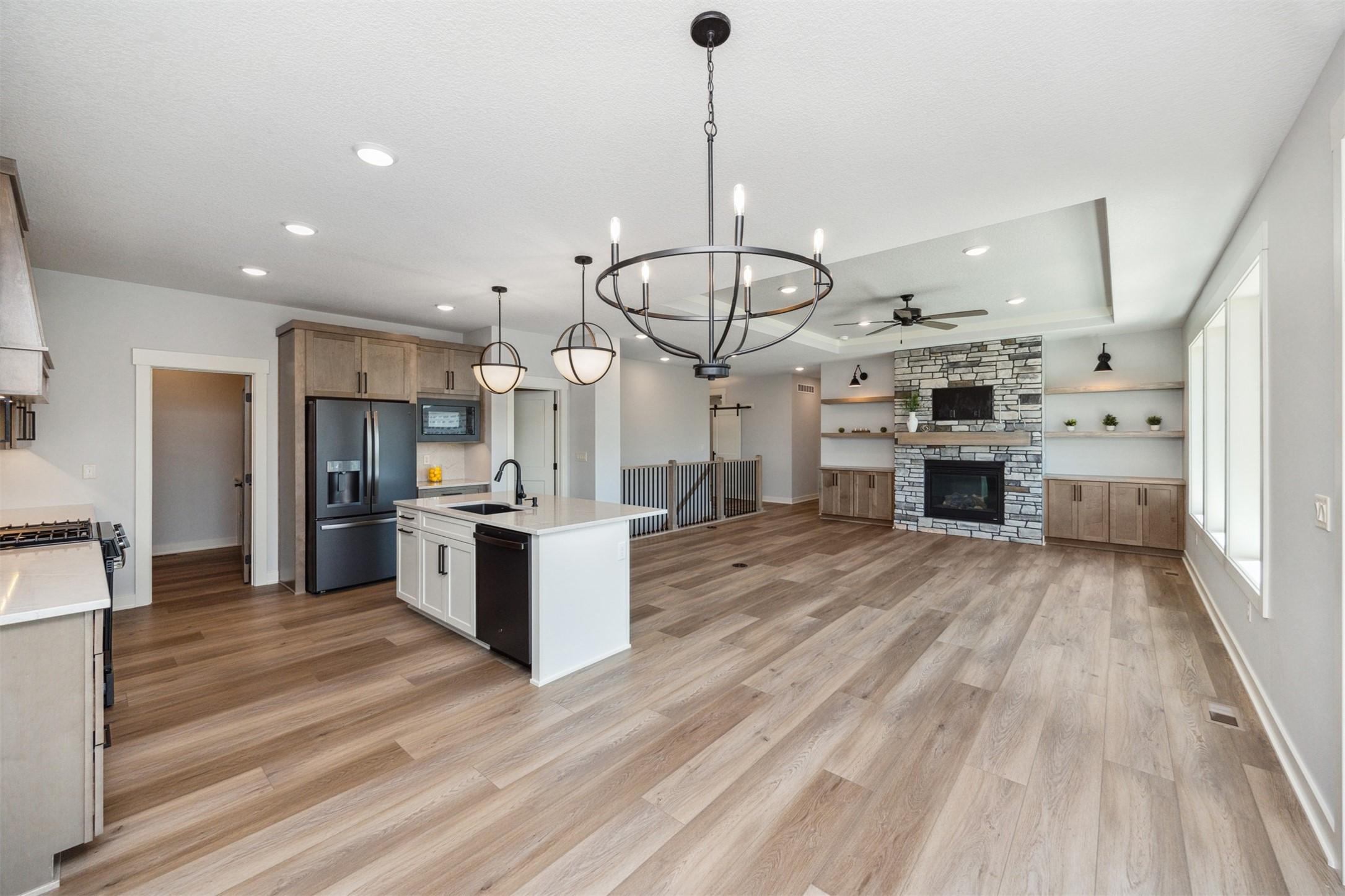 Clive, Iowa, 50325, United States, 4 Bedrooms Bedrooms, ,3 BathroomsBathrooms,Residential,For Sale,1977212