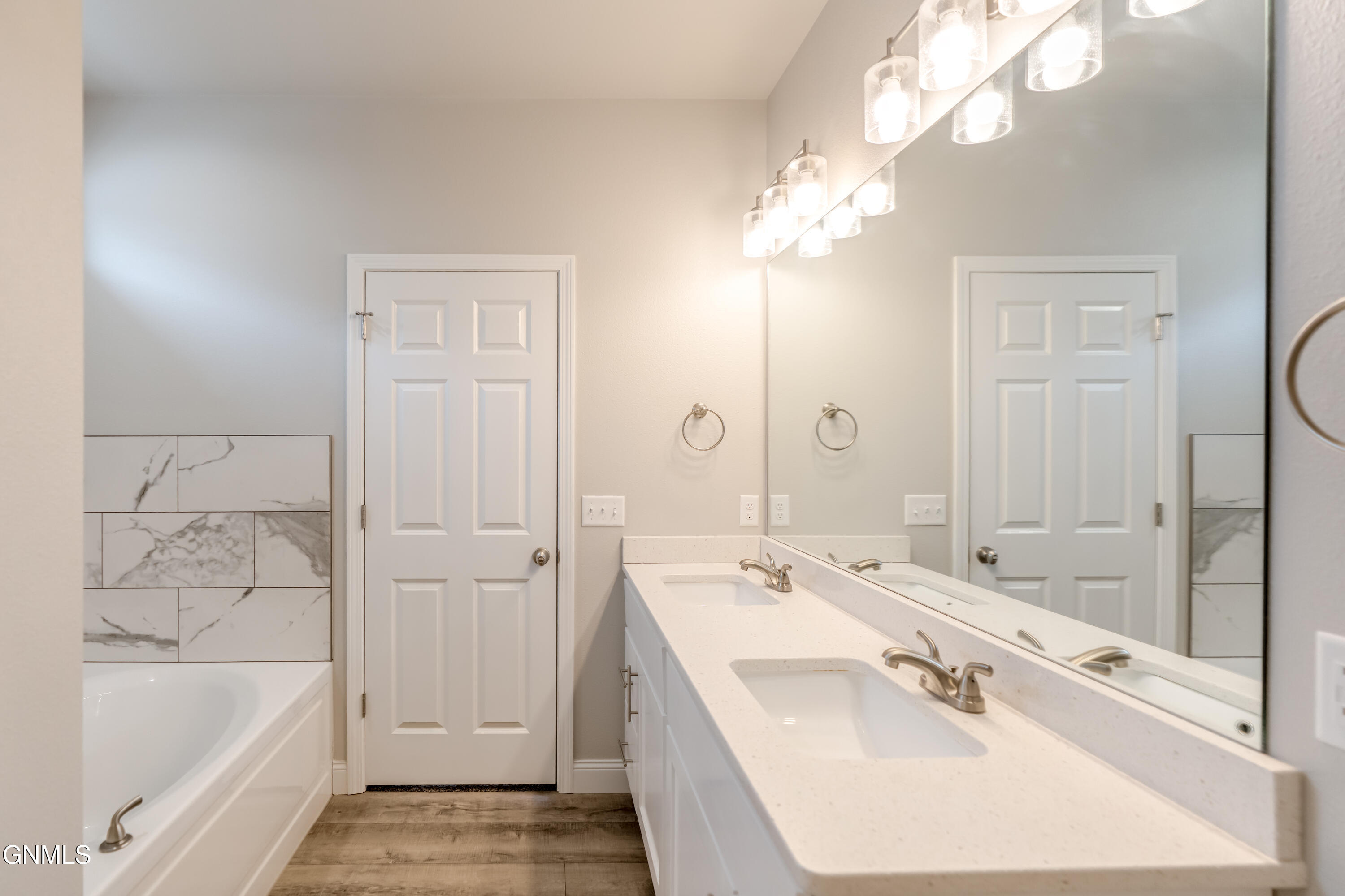 Bismarck, North Dakota, 58503, United States, 4 Bedrooms Bedrooms, ,3 BathroomsBathrooms,Residential,For Sale,2035327