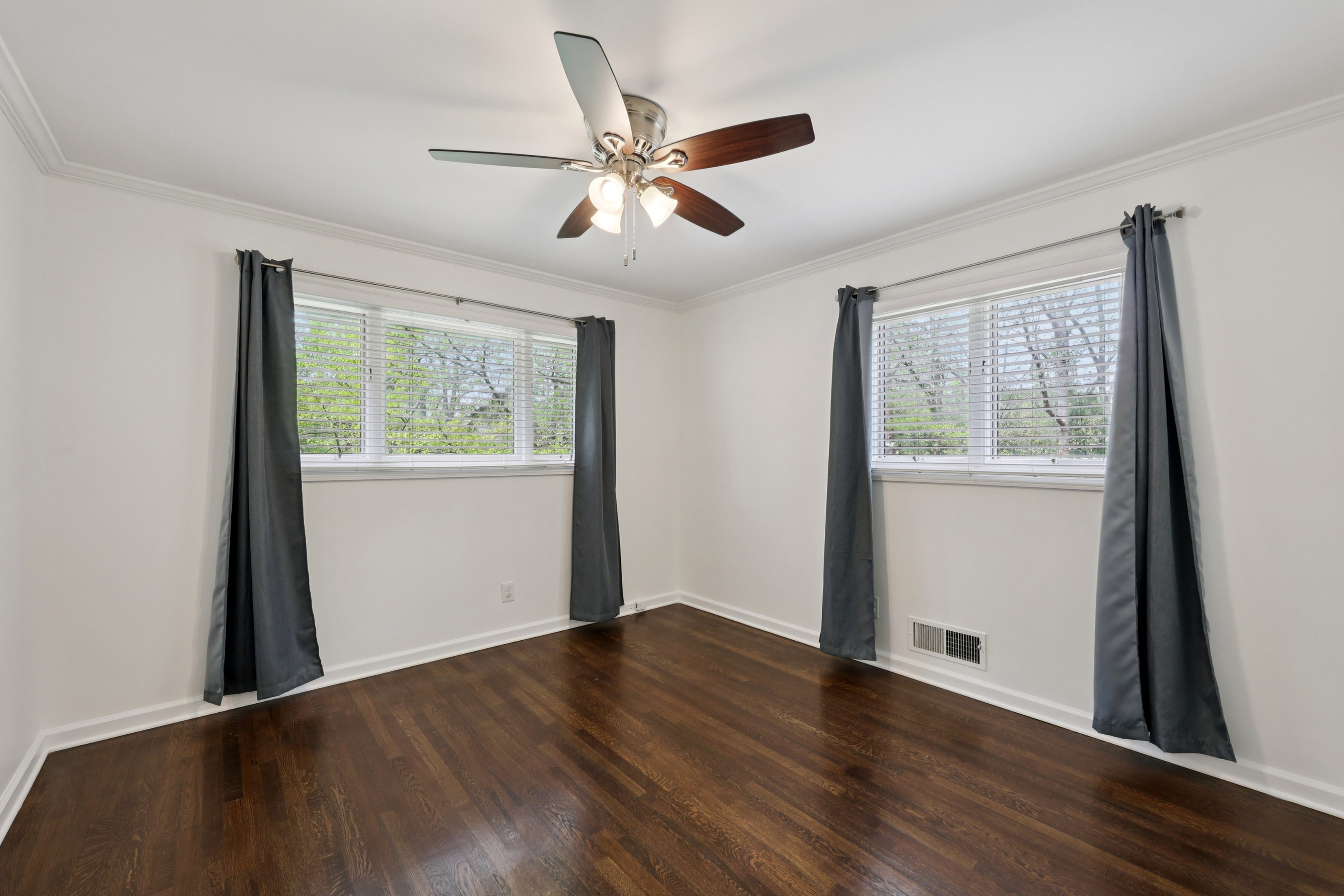  Beautifully Renovated Brick Ranch in a Prime Smyrna Location - 物件實景