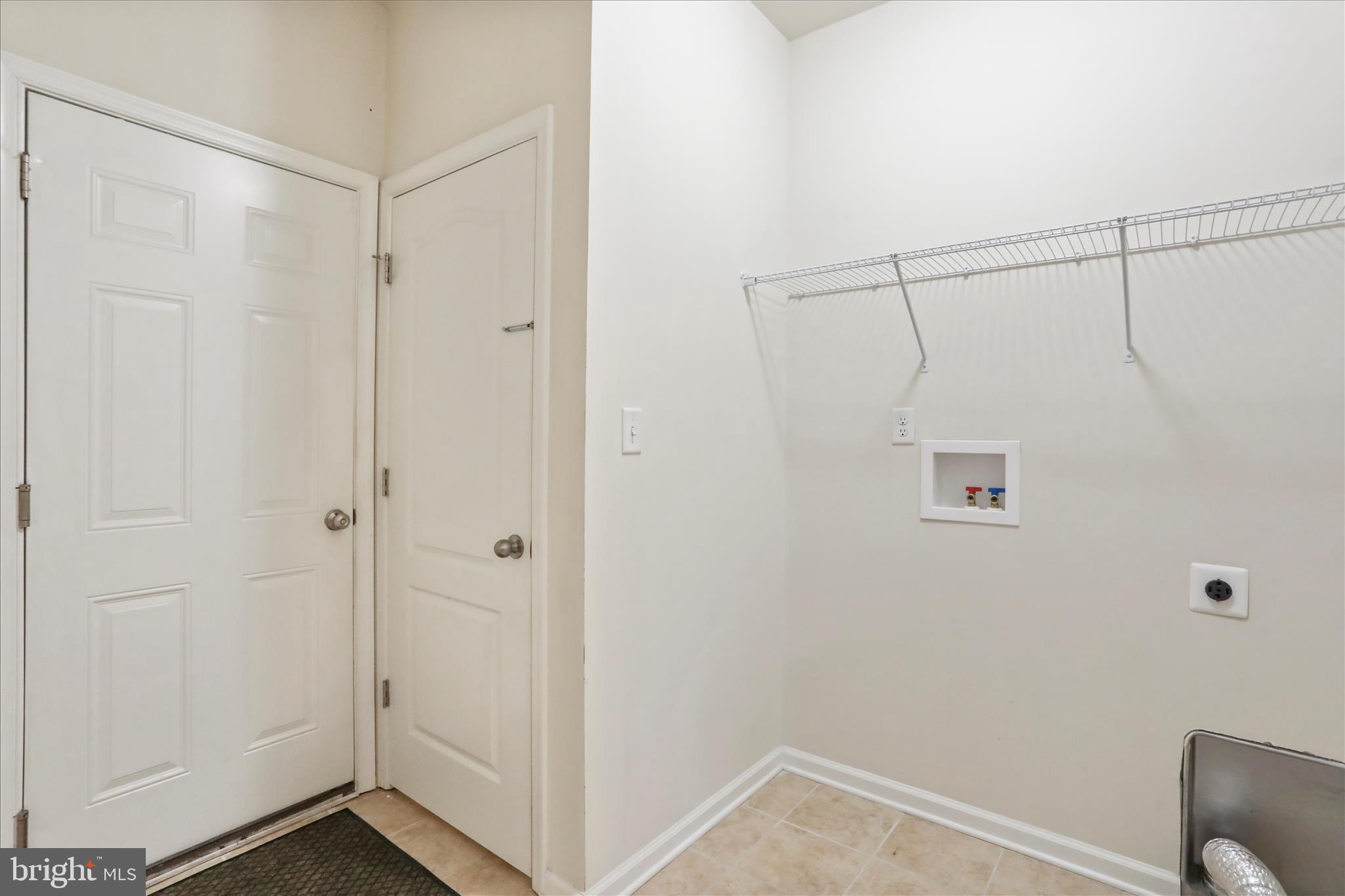 Williamsport, Maryland, 21795, United States, 3 Bedrooms Bedrooms, ,2 BathroomsBathrooms,Residential,For Sale,2005890