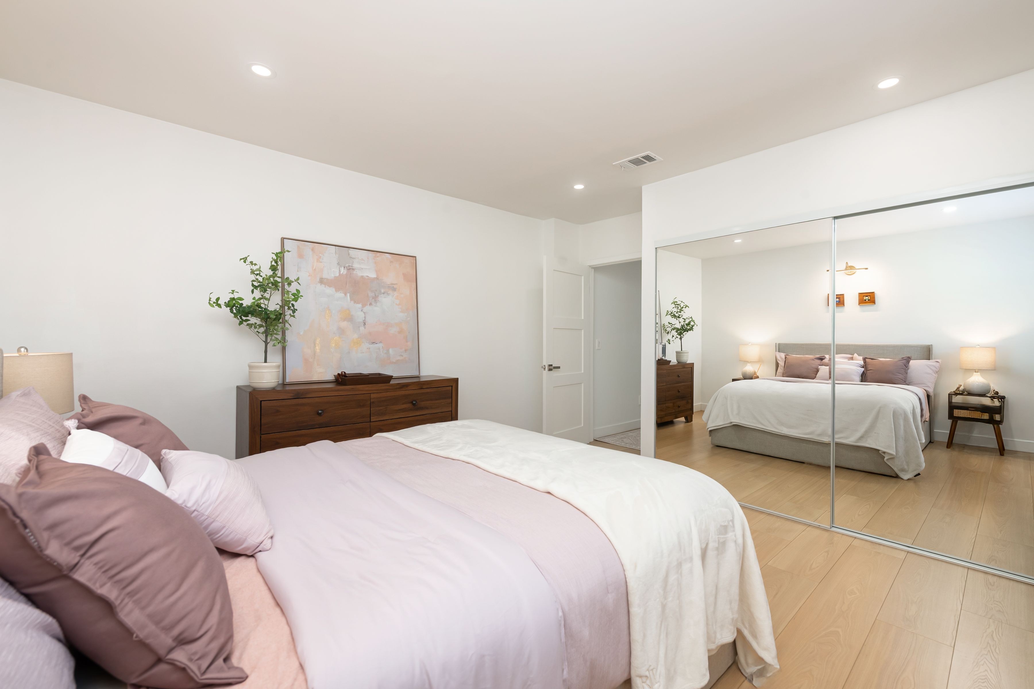  2701 West 84th Street - 物件實景