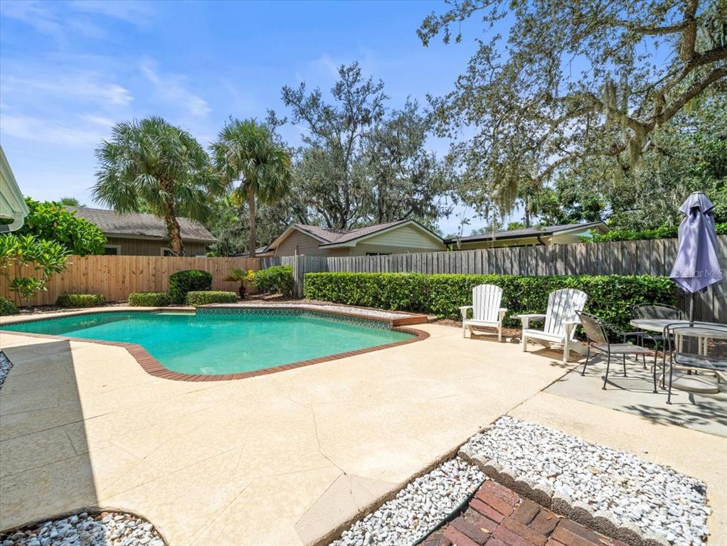 Tampa, Florida, 33618, United States, 4 Bedrooms Bedrooms, ,2 BathroomsBathrooms,Residential,For Sale,1917104