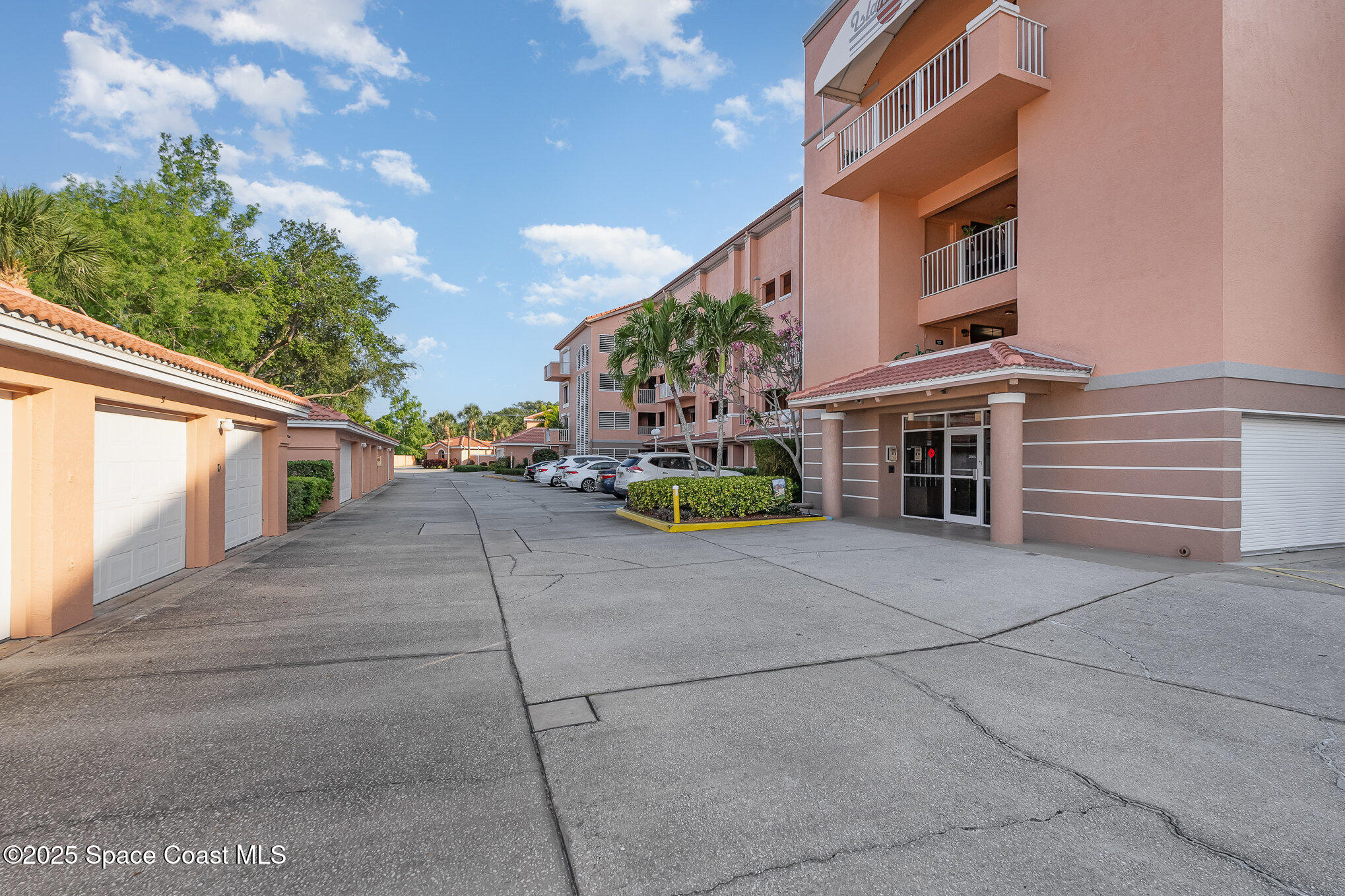 Merritt Island, Florida, 32953, United States, 3 Bedrooms Bedrooms, ,2 BathroomsBathrooms,Residential,For Sale,1840827