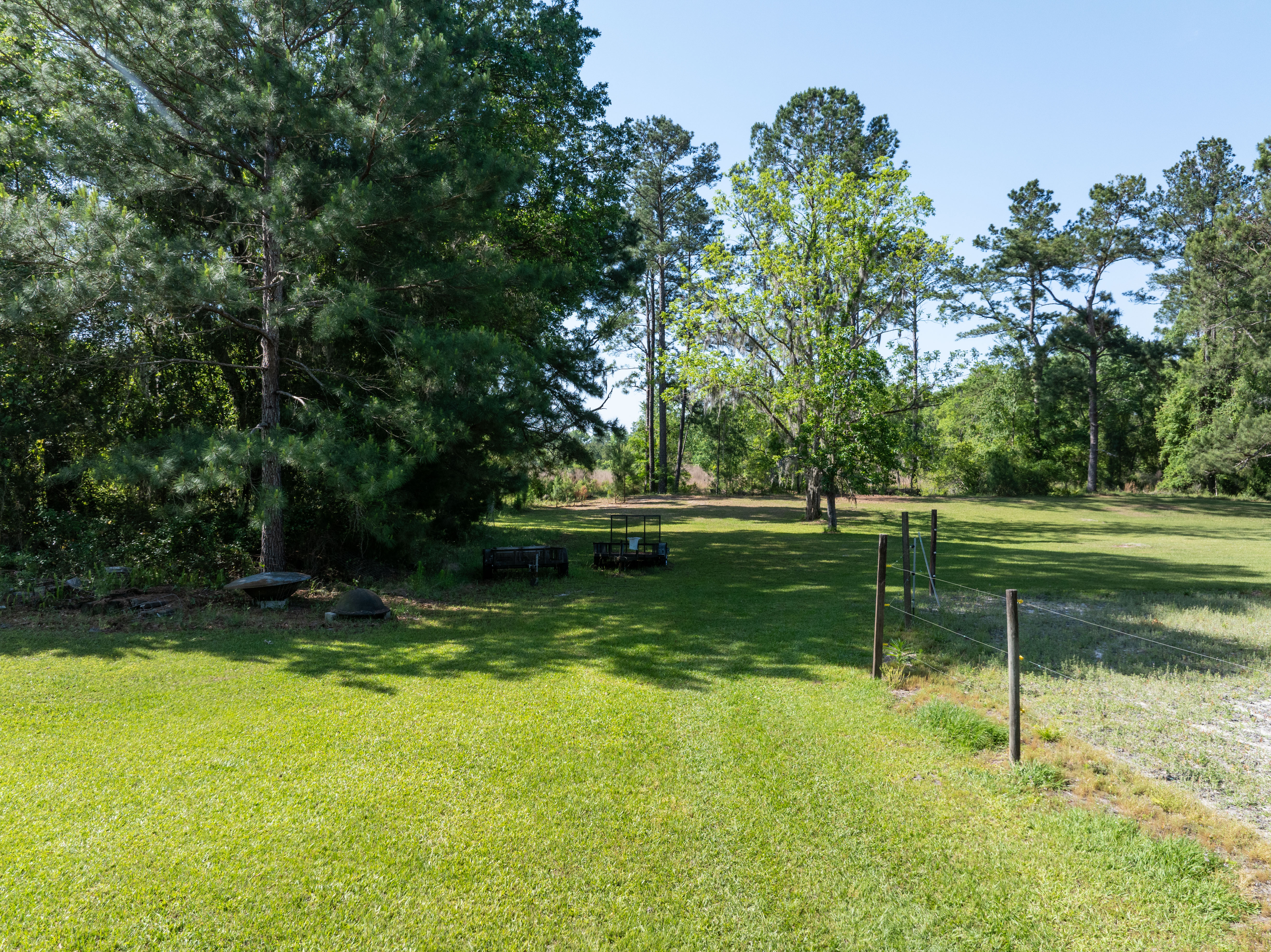 Lake City, Florida, 32025, United States, 3 Bedrooms Bedrooms, ,2 BathroomsBathrooms,Residential,For Sale,1737016