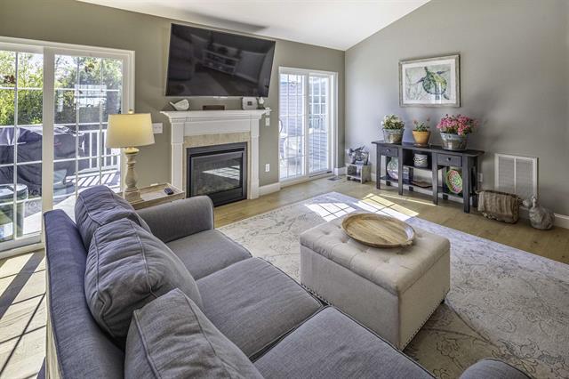 Epping, New Hampshire, 03042, United States, 2 Bedrooms Bedrooms, ,2 BathroomsBathrooms,Residential,For Sale,1955207