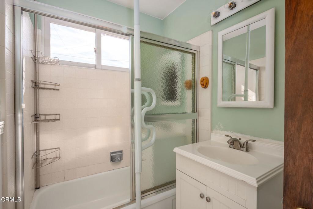 Fillmore, California, 93015, United States, 4 Bedrooms Bedrooms, ,2 BathroomsBathrooms,Residential,For Sale,1998907