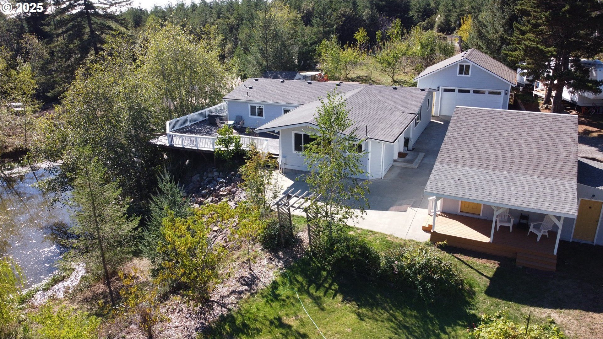 Brookings, Oregon, 97415, United States, 3 Bedrooms Bedrooms, ,3 BathroomsBathrooms,Residential,For Sale,1981289