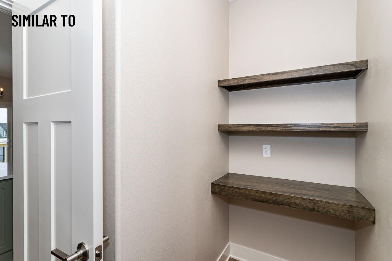 Huxley, Iowa, 50124, United States, 5 Bedrooms Bedrooms, ,3 BathroomsBathrooms,Residential,For Sale,1980650