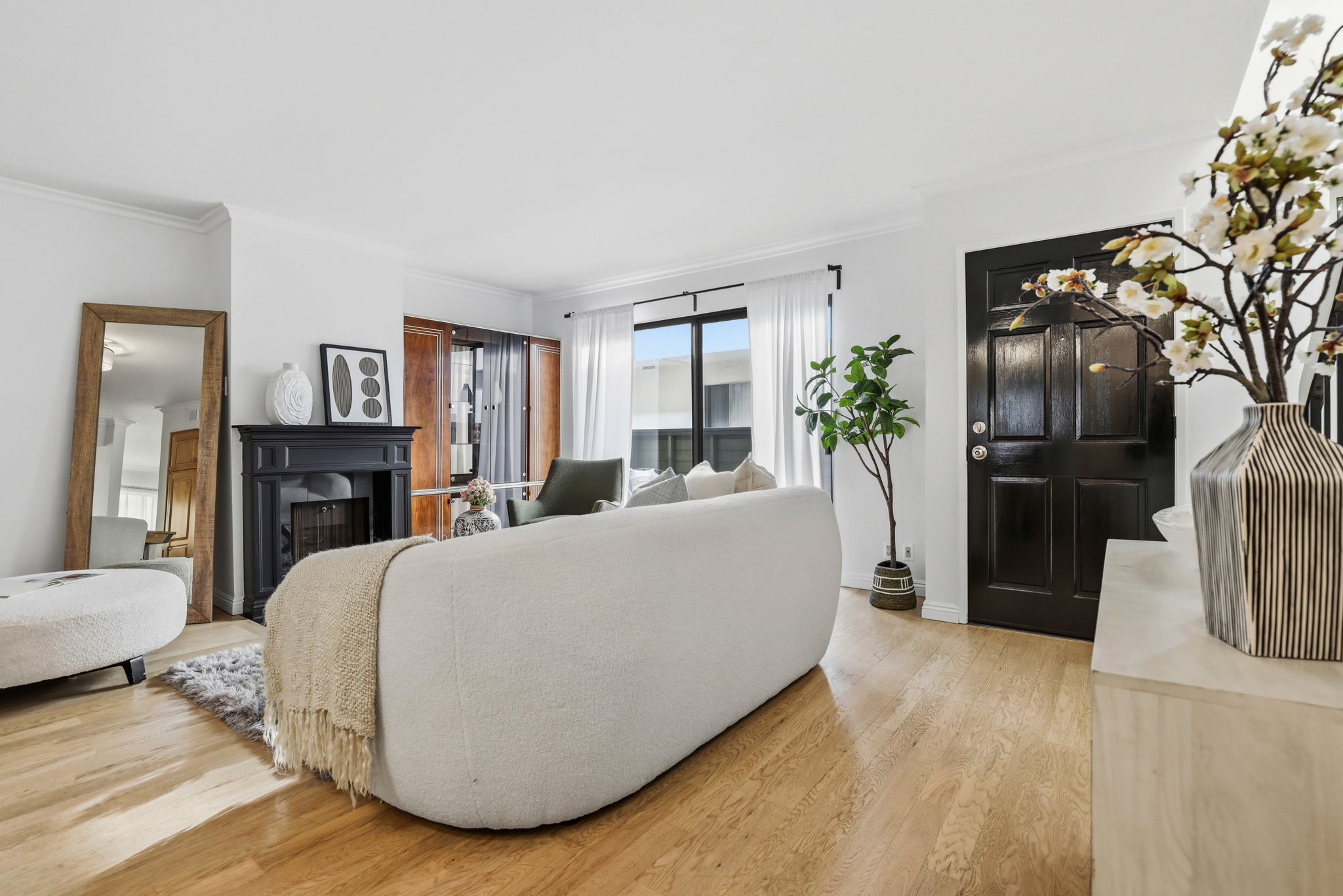  11952 Darlington Avenue, 3 - 物件實景