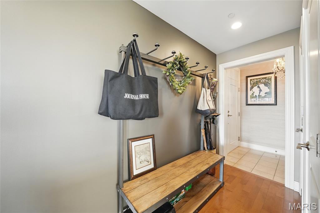 St Louis, Missouri, 63108, United States, 1 Bedroom Bedrooms, ,1 BathroomBathrooms,Residential,For Sale,1826533