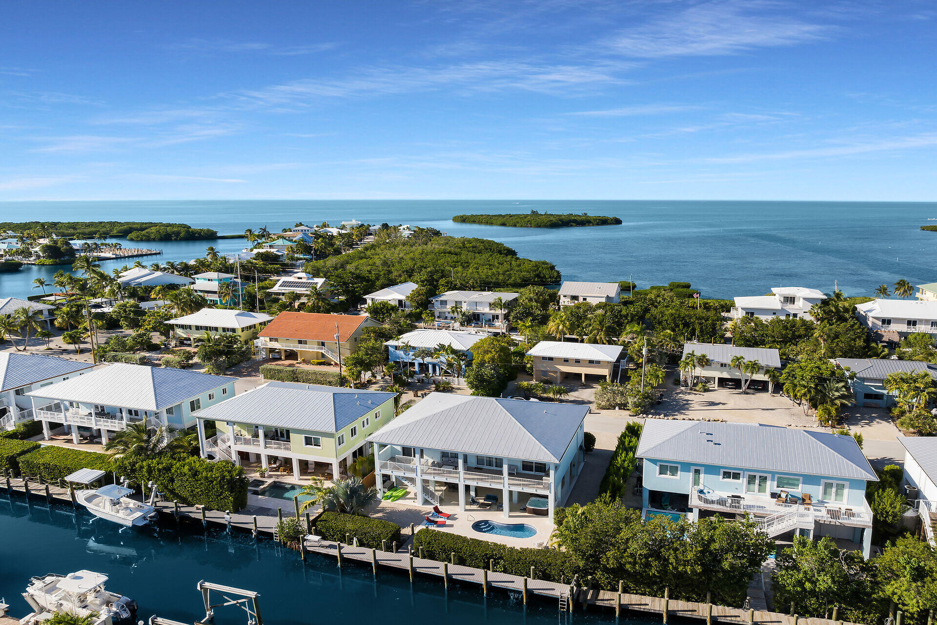 MARATHON, Florida, 33050, United States, 4 Bedrooms Bedrooms, ,4 BathroomsBathrooms,Residential,For Sale,1994527