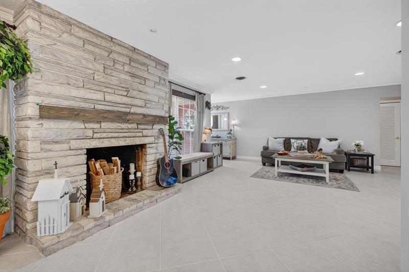 Fort Lauderdale, Florida, 33308, United States, 4 Bedrooms Bedrooms, ,3 BathroomsBathrooms,Residential,For Sale,1912260