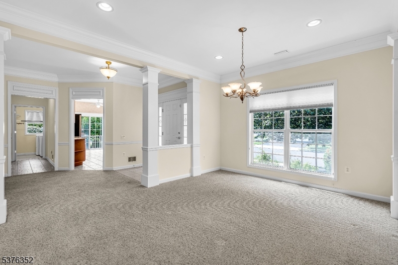 Franklin Twp., New Jersey, 08873, United States, 2 Bedrooms Bedrooms, ,2 BathroomsBathrooms,Residential,For Sale,1911173