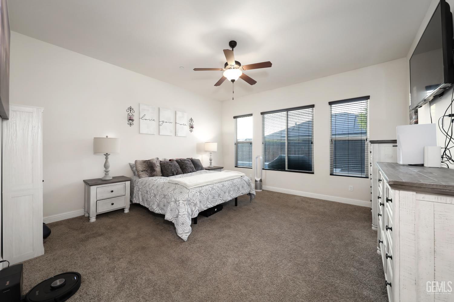 Bakersfield, California, 93314, United States, 4 Bedrooms Bedrooms, ,4 BathroomsBathrooms,Residential,For Sale,2010376