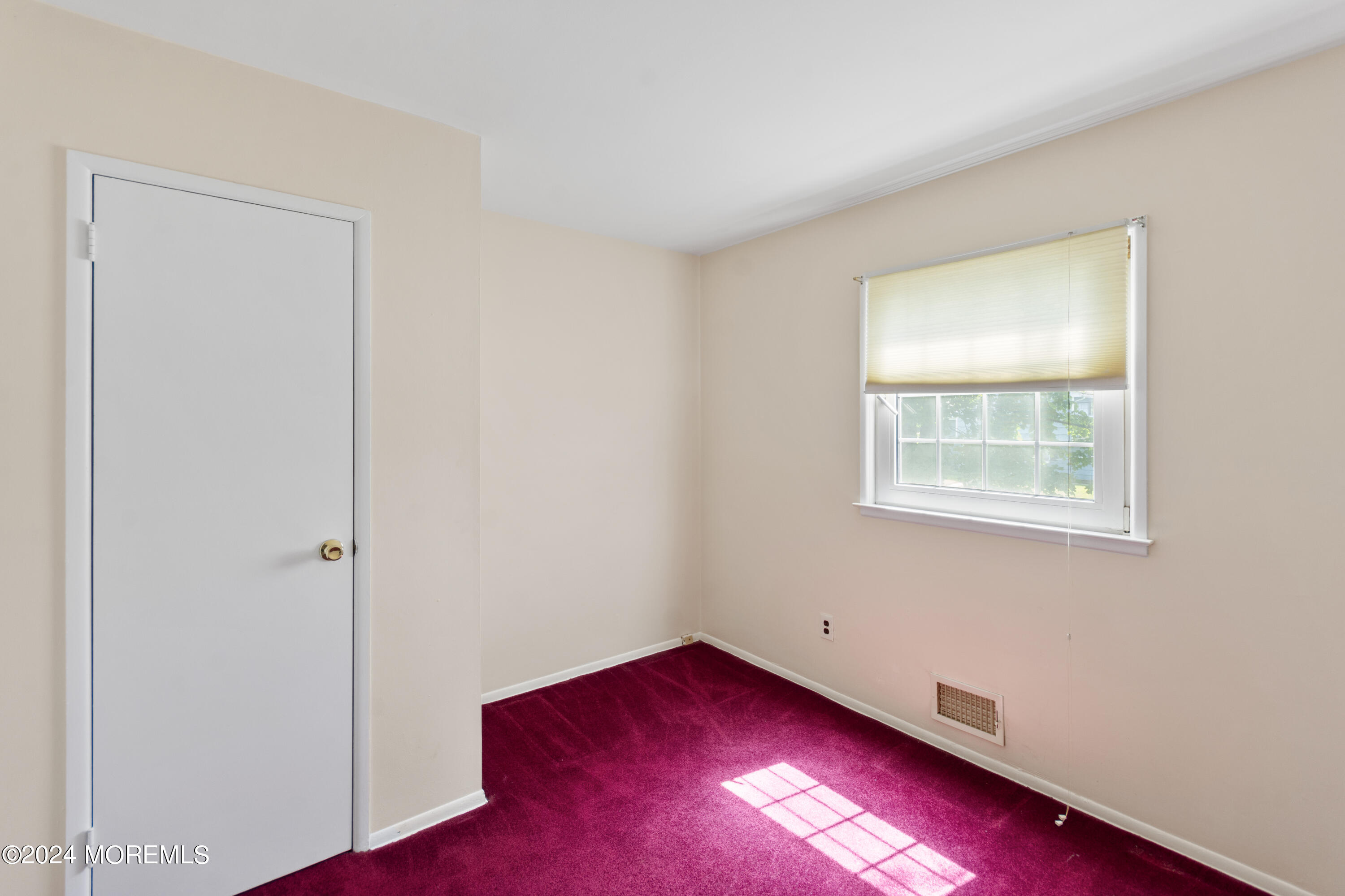 Old Bridge, New Jersey, 08857, United States, 3 Bedrooms Bedrooms, ,2 BathroomsBathrooms,Residential,For Sale,1872479