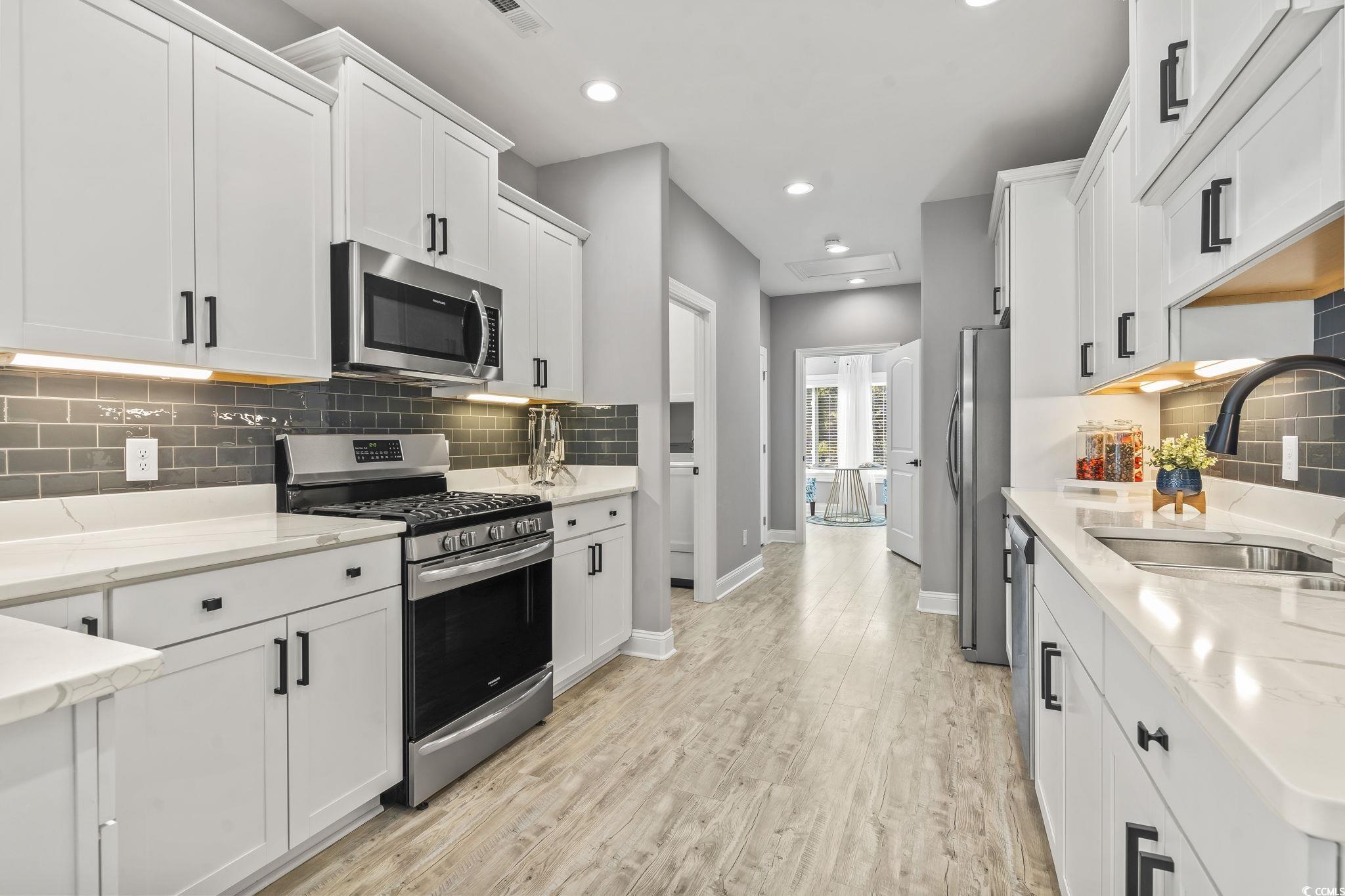 North Myrtle Beach, South Carolina, 29582, United States, 3 Bedrooms Bedrooms, ,3 BathroomsBathrooms,Residential,For Sale,1988353