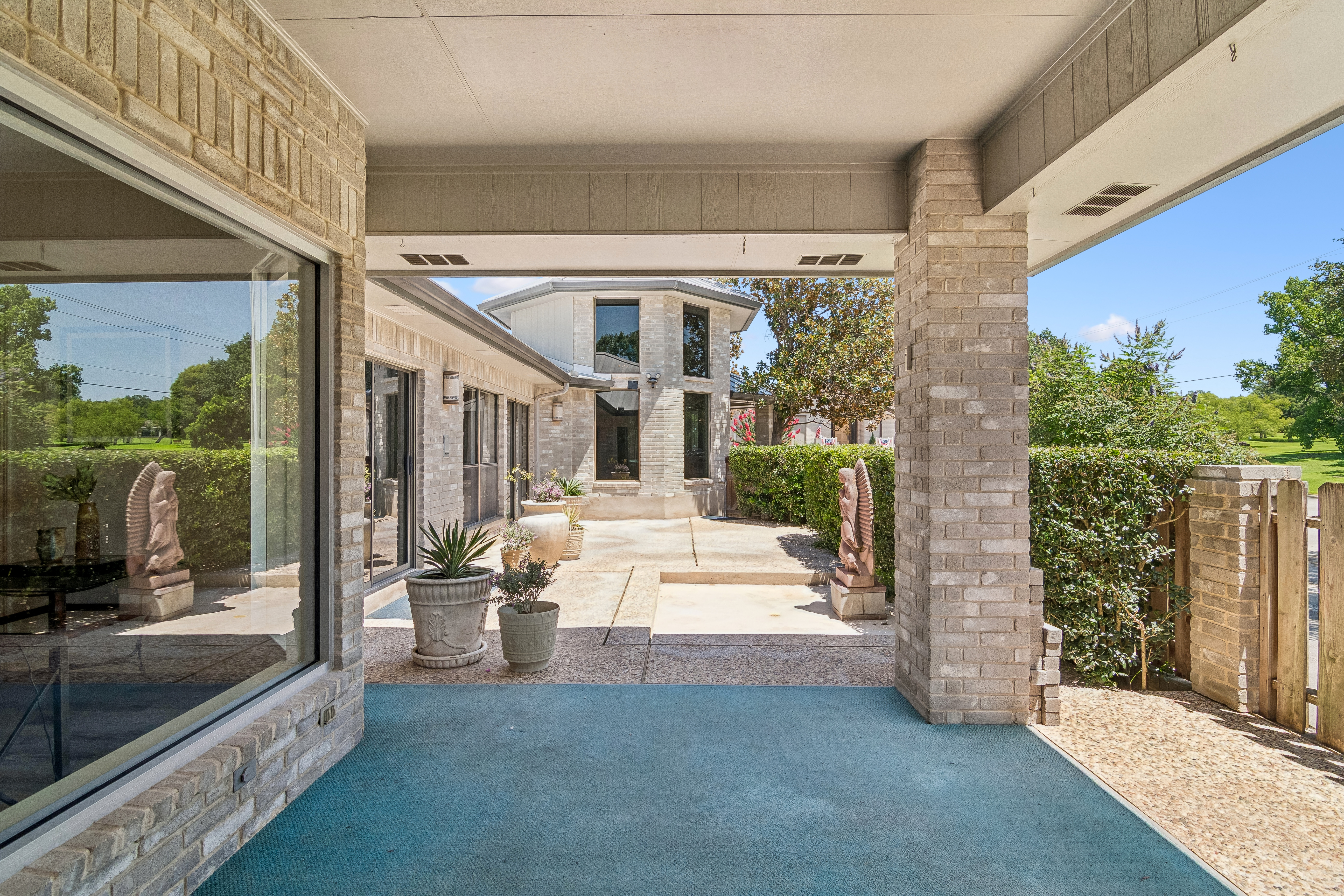  Custom Garden Home in Desirable Windcrest - 物件實景