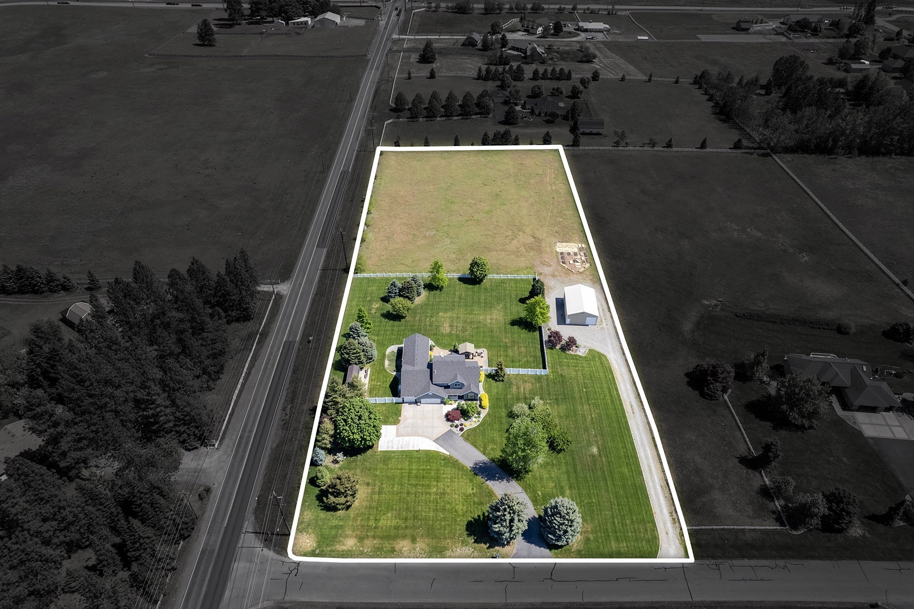  Gorgeous Acreage Estate - 物件實景